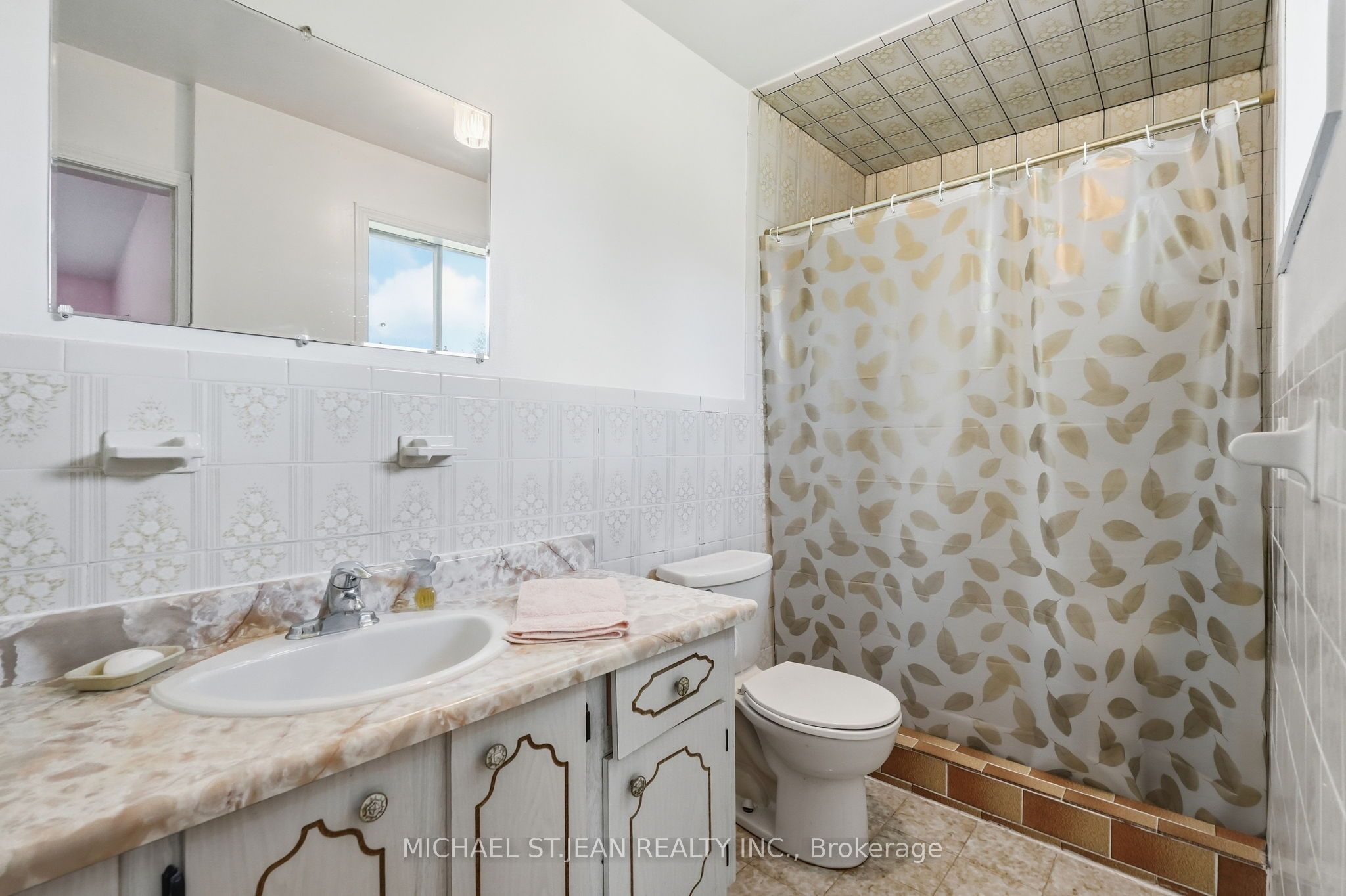 32 San Fernando Drive Property Photo 25