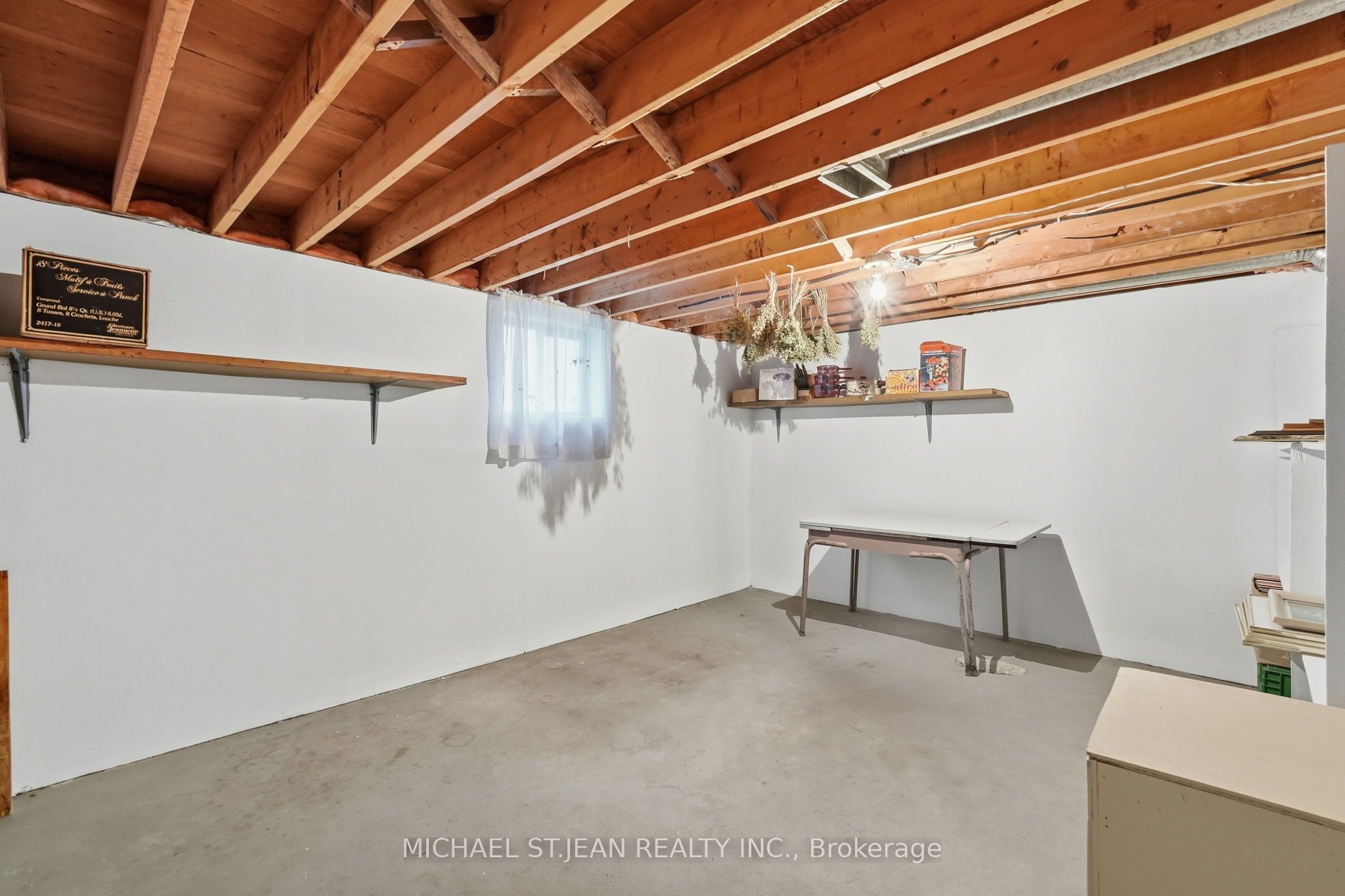 32 San Fernando Drive Property Photo 36
