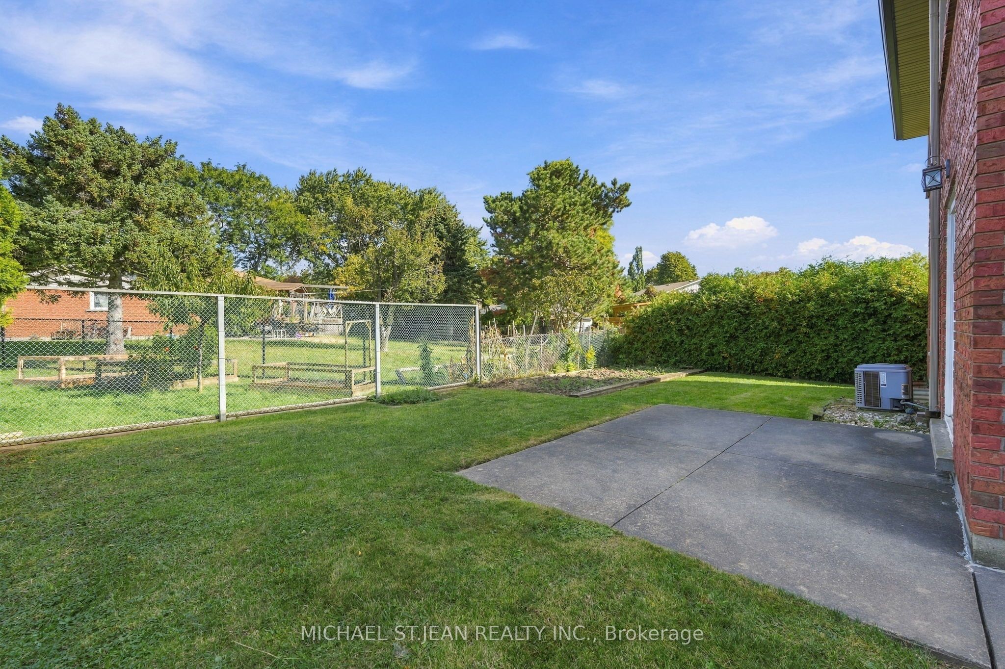 32 San Fernando Drive Property Photo 41