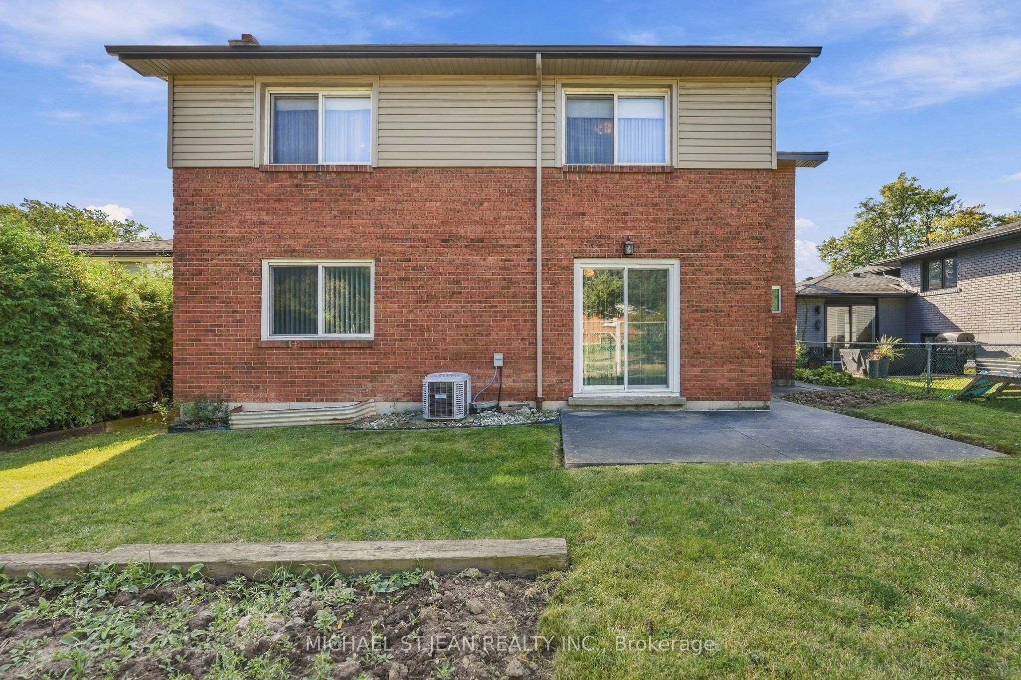 32 San Fernando Drive Property Photo 43