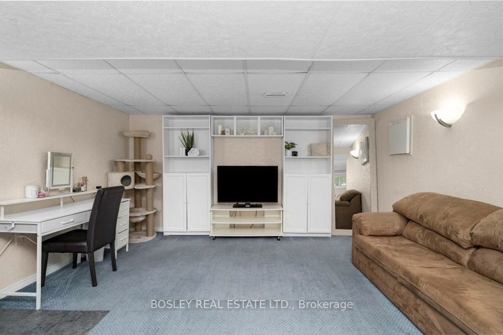 32 Mill Street Property Photo 24