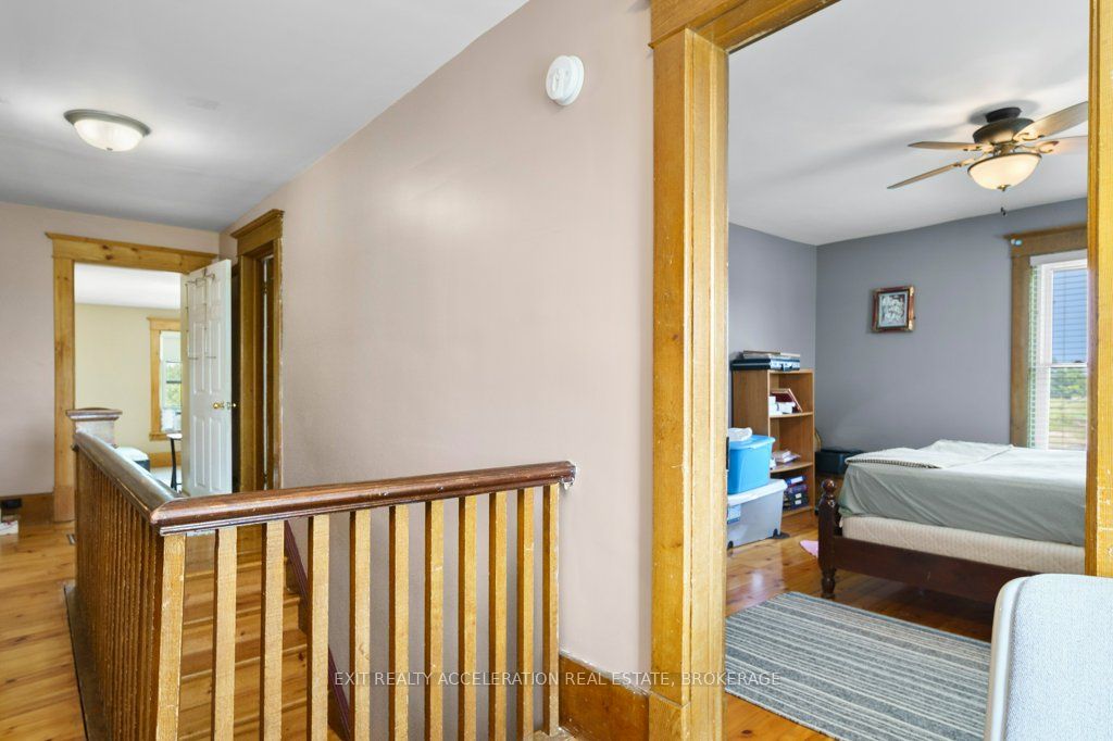595 Craigen Road Property Photo 20