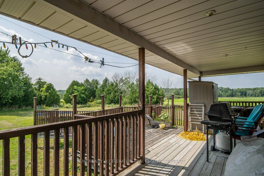 595 Craigen Road Property Photo 35