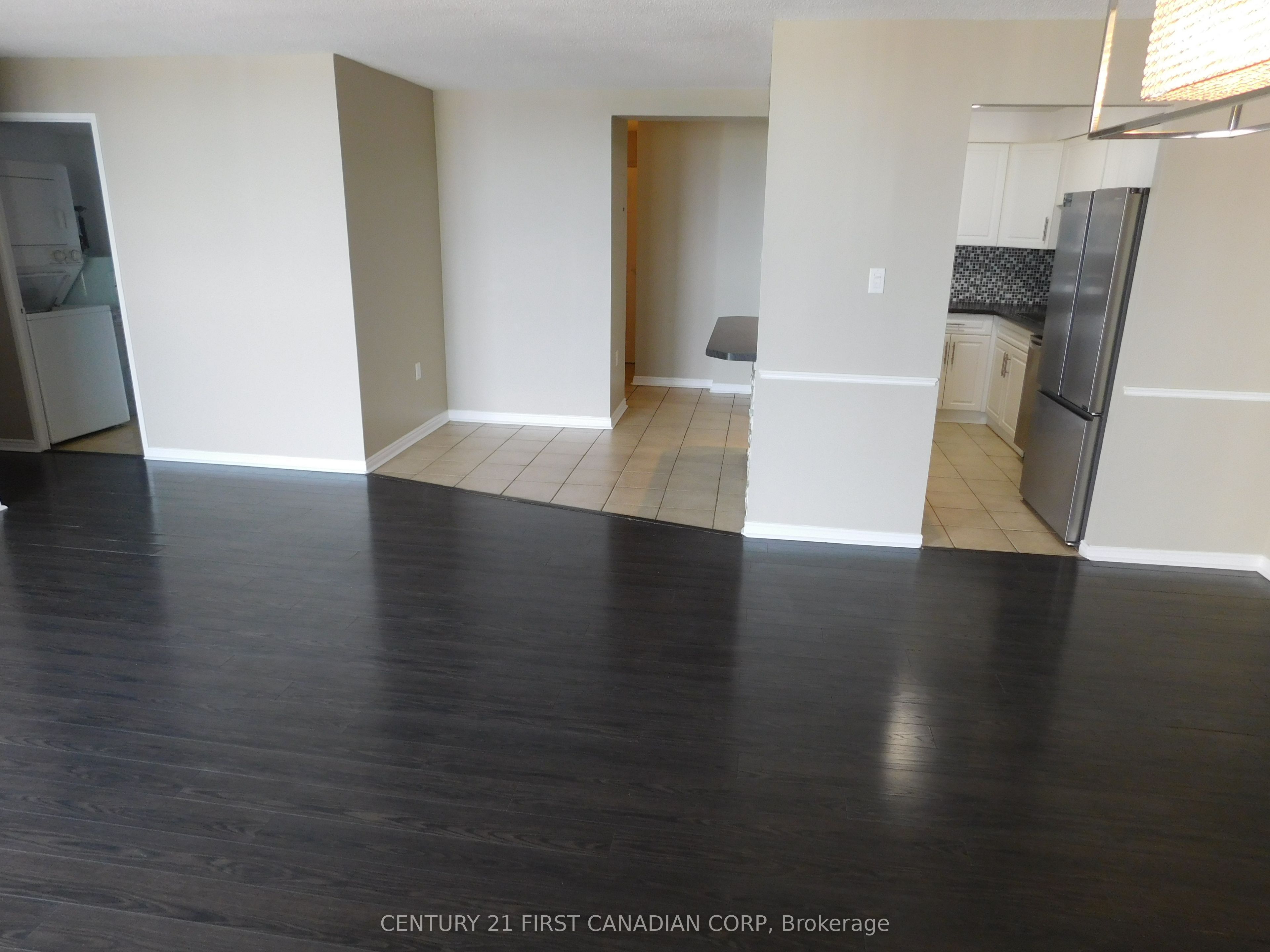 323 Colborne Street 2004 Property Photo 8