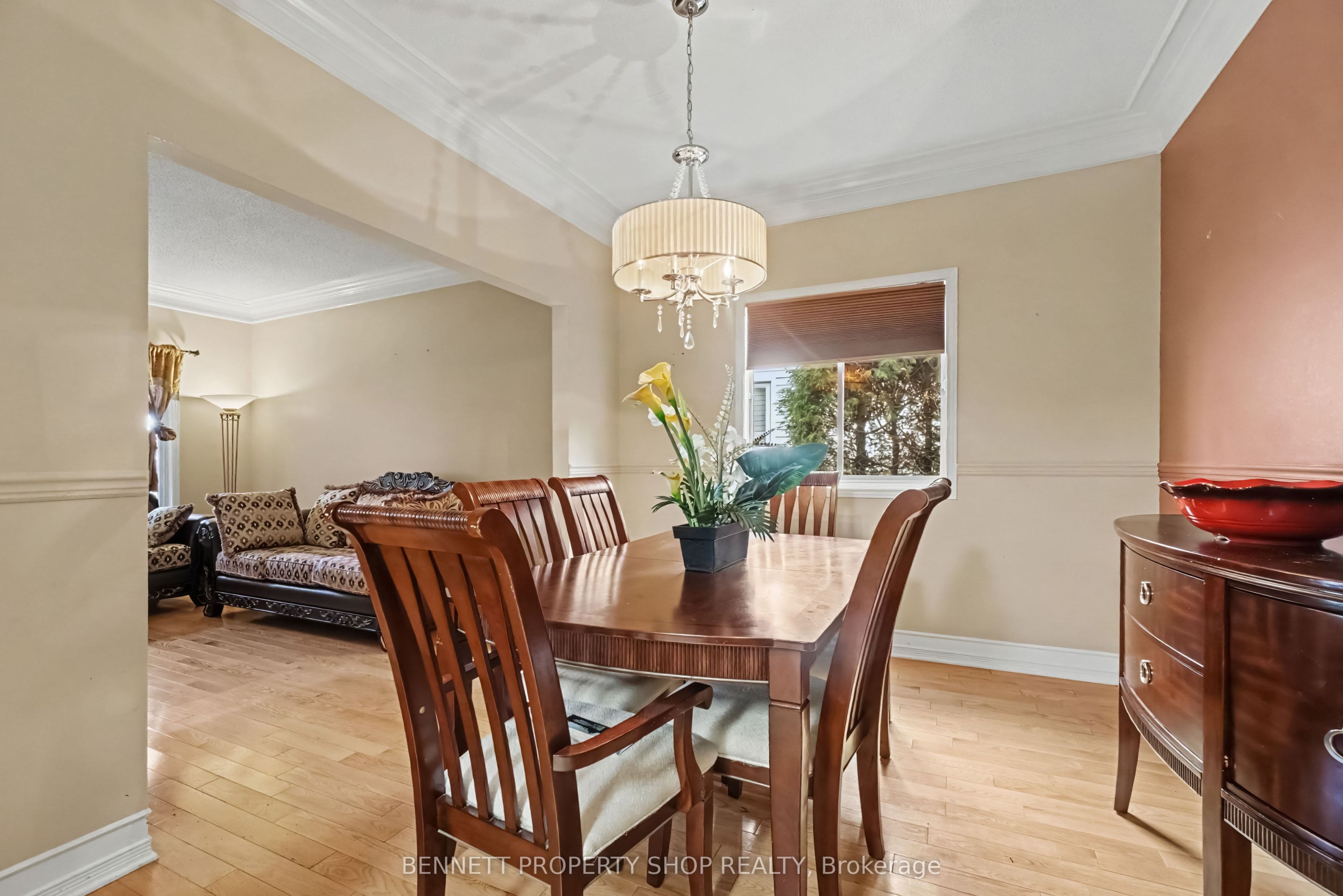644 Valin Street Property Photo 6