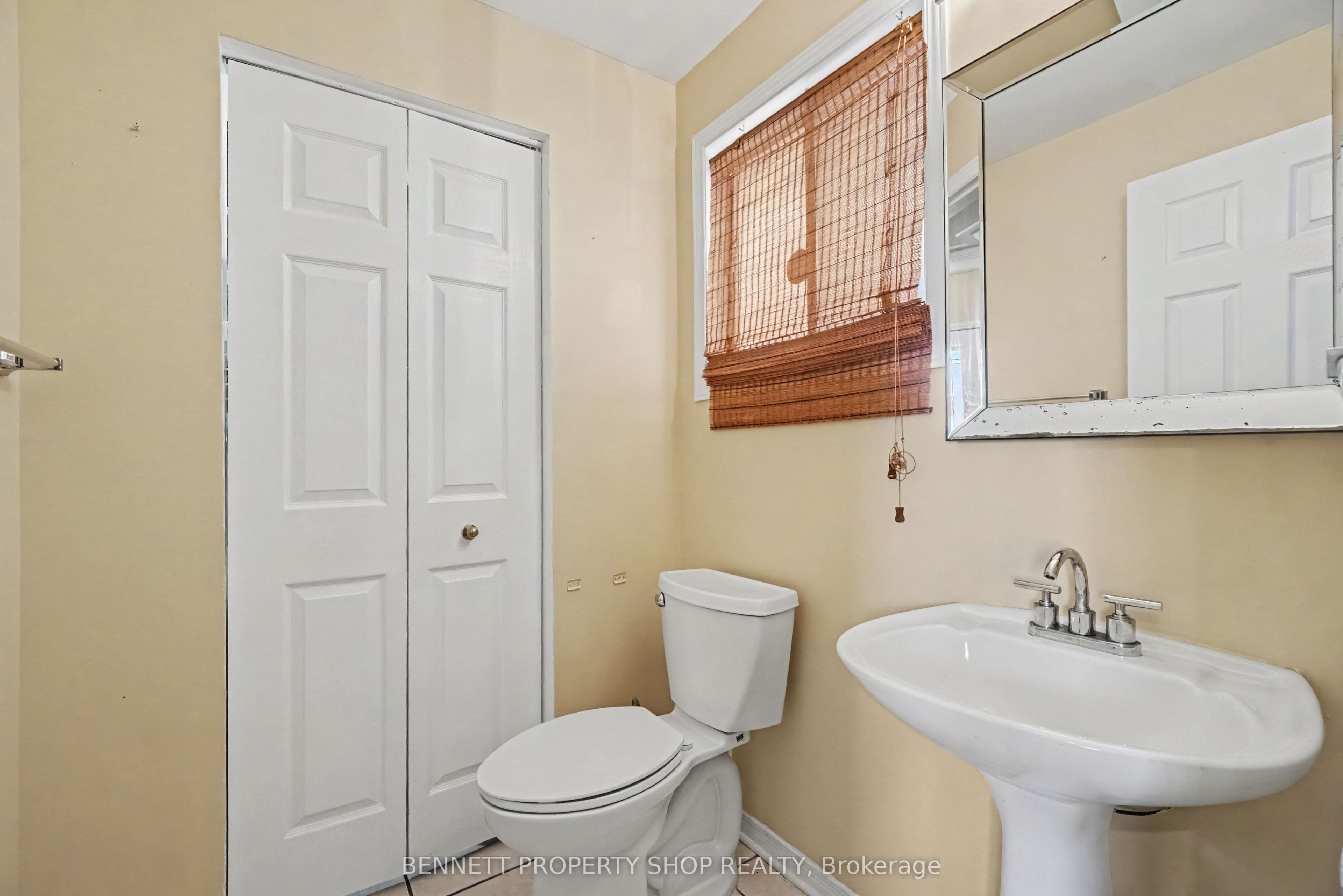 644 Valin Street Property Photo 9