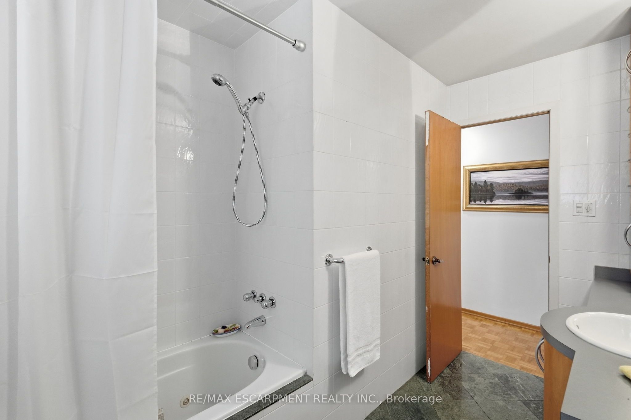 36 Algonquin Court Property Photo 21