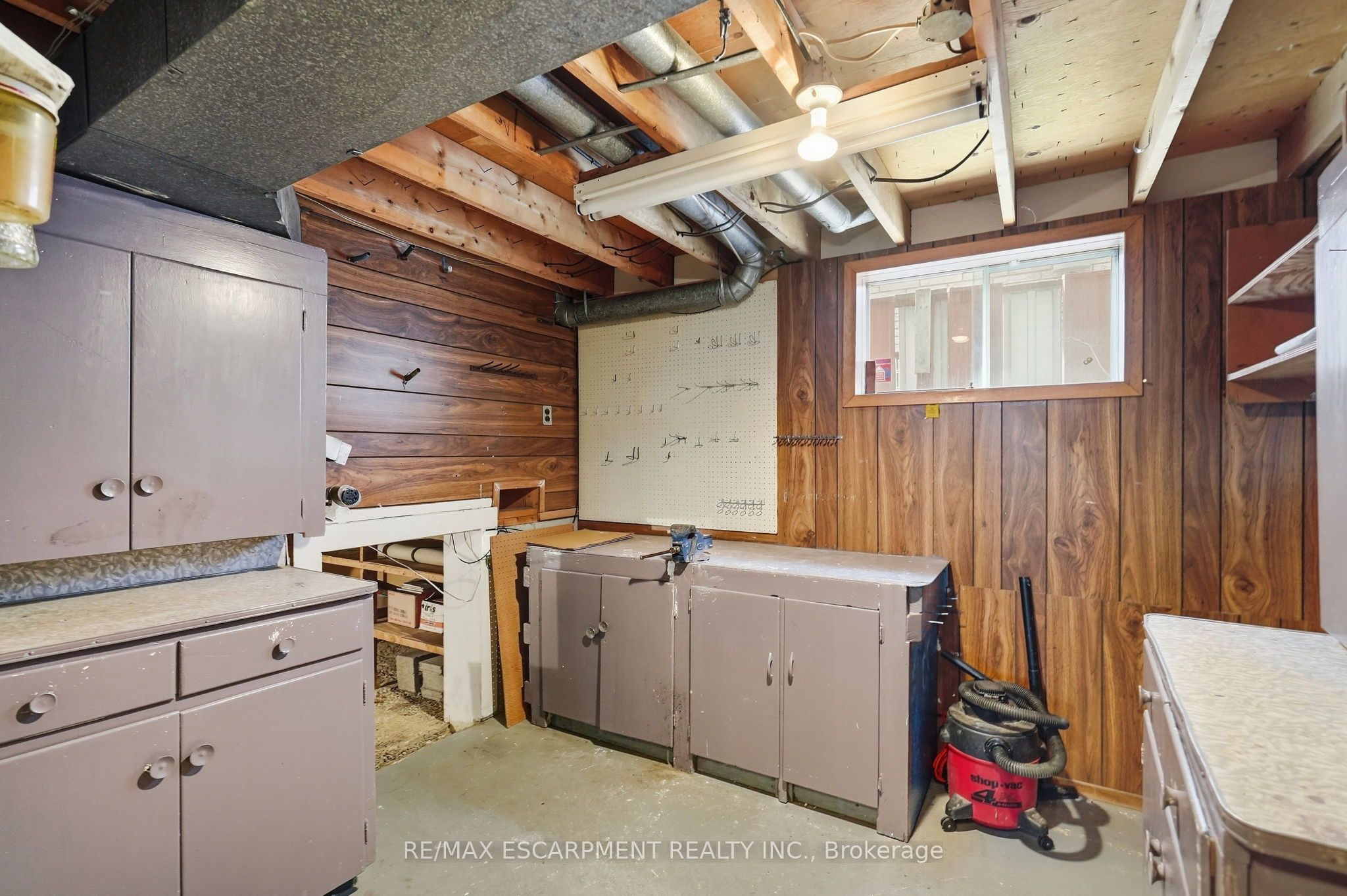 36 Algonquin Court Property Photo 35