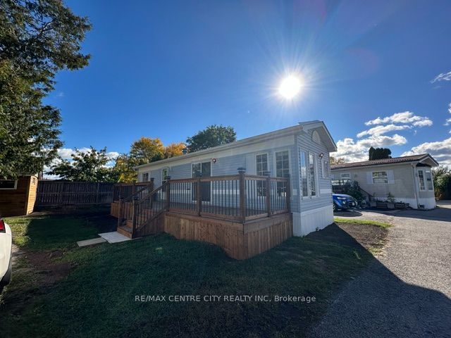2189 Dundas Street E 111 Property Photo 2