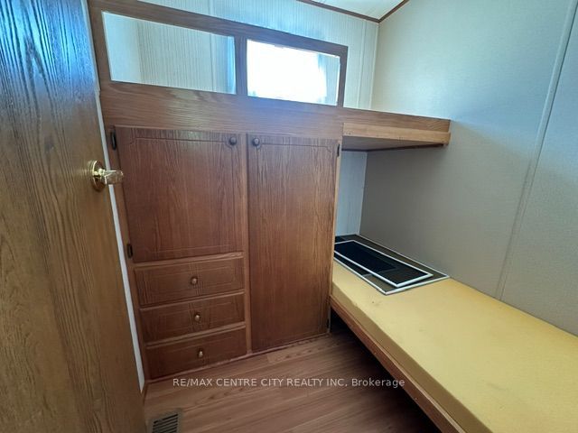 2189 Dundas Street E 111 Property Photo 14