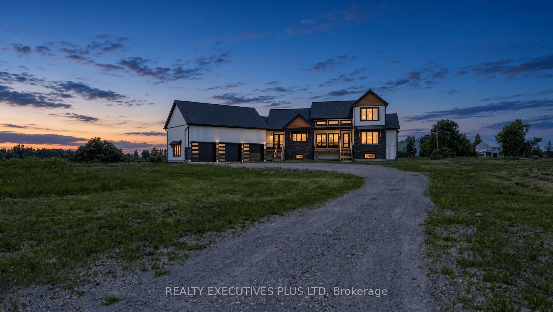 16 Cambray Road Property Photo 1