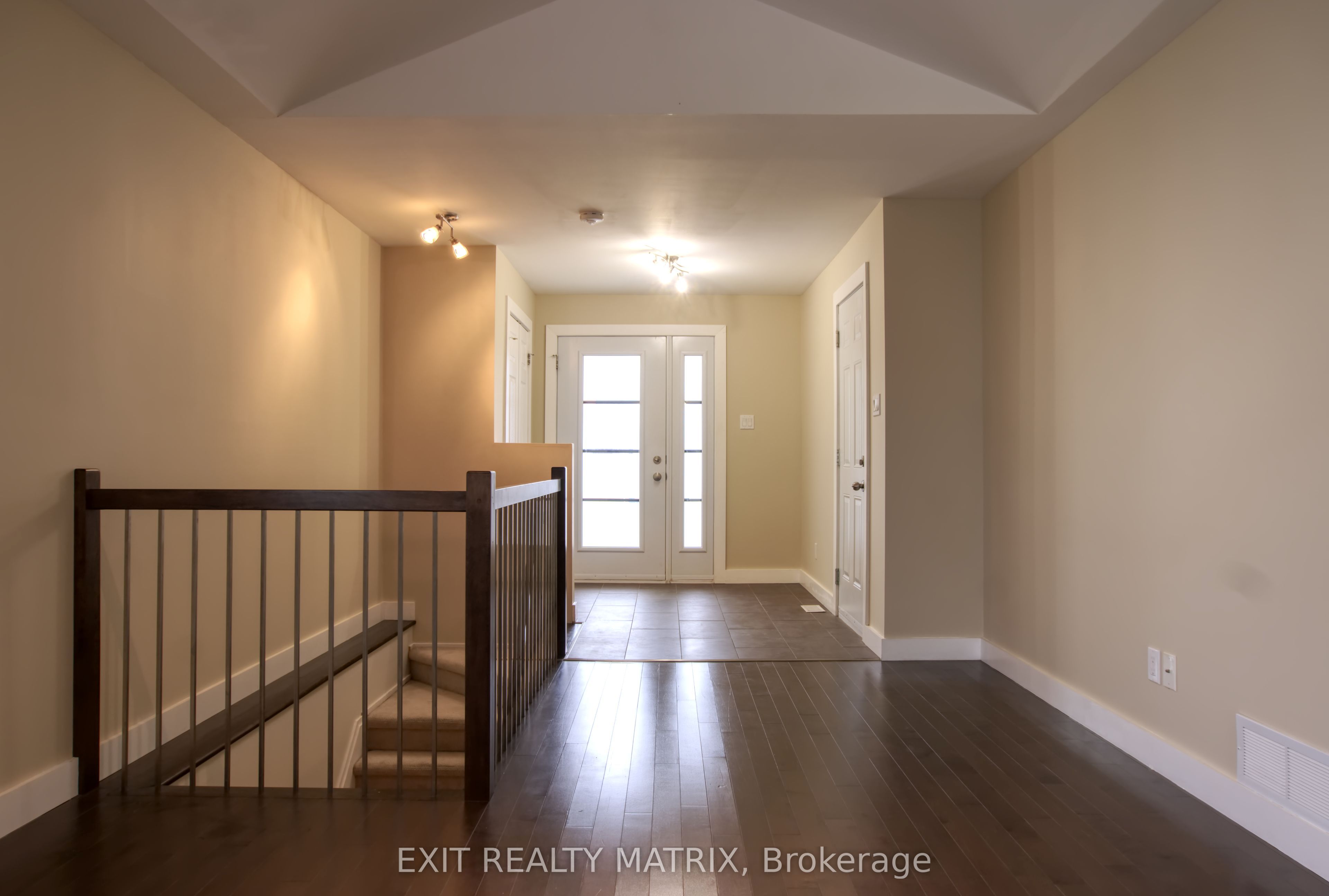 1557 Belcourt Boulevard Property Photo 2