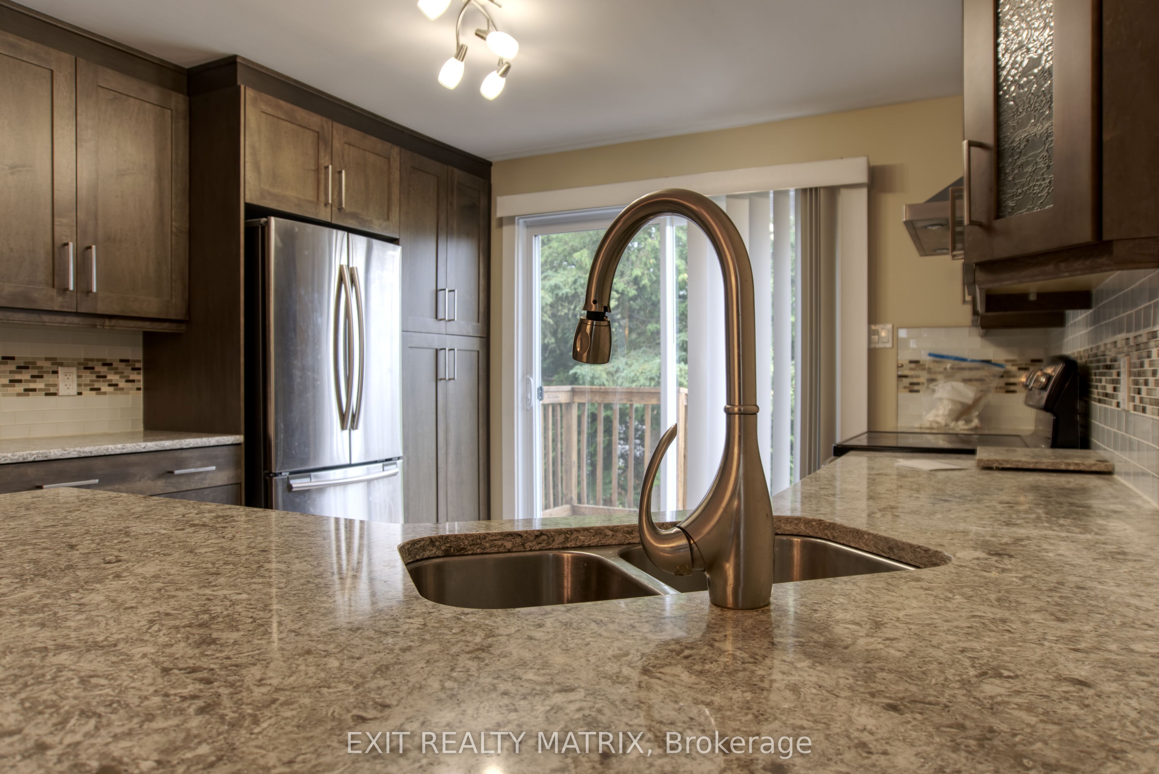 1557 Belcourt Boulevard Property Photo 6