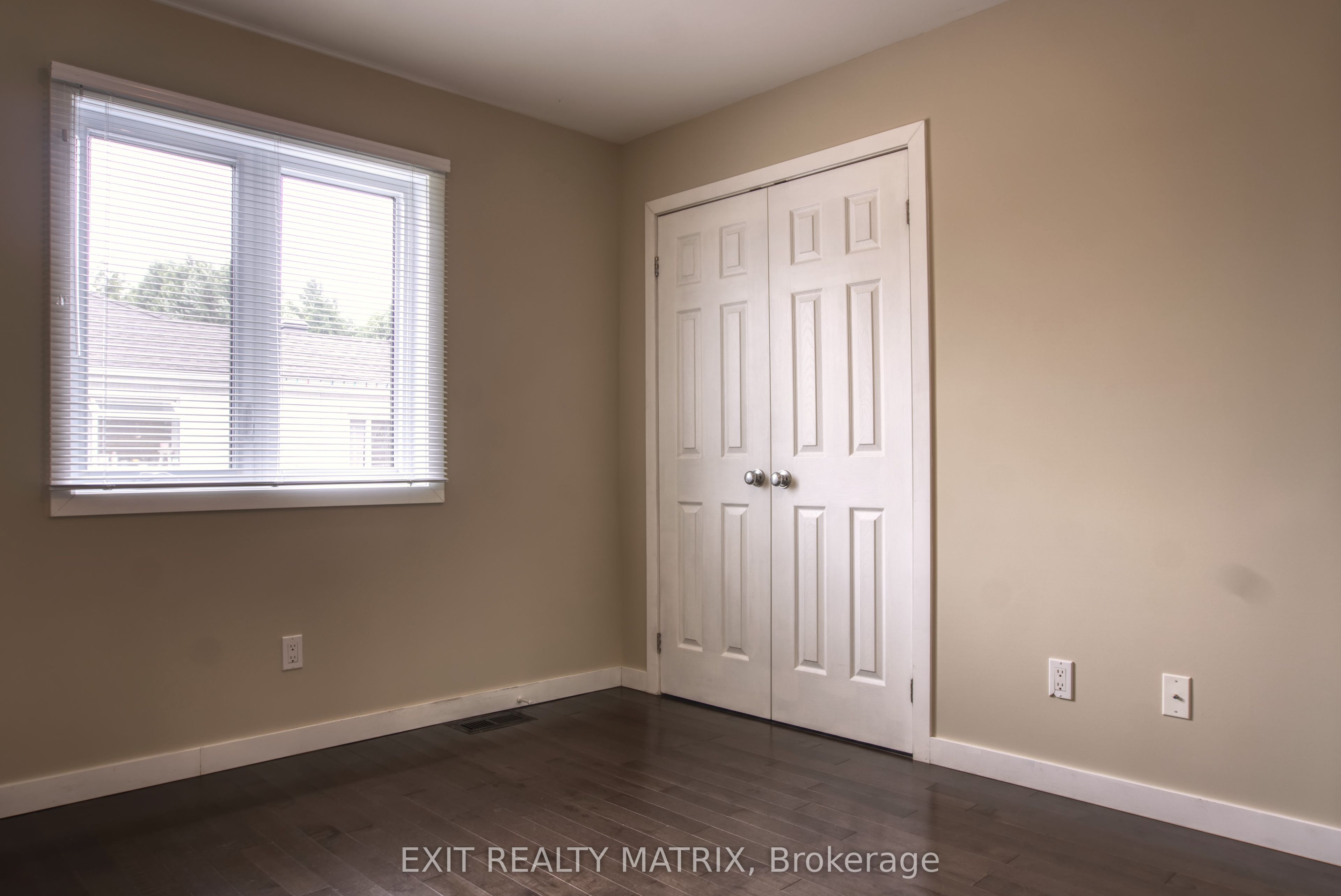 1557 Belcourt Boulevard Property Photo 12