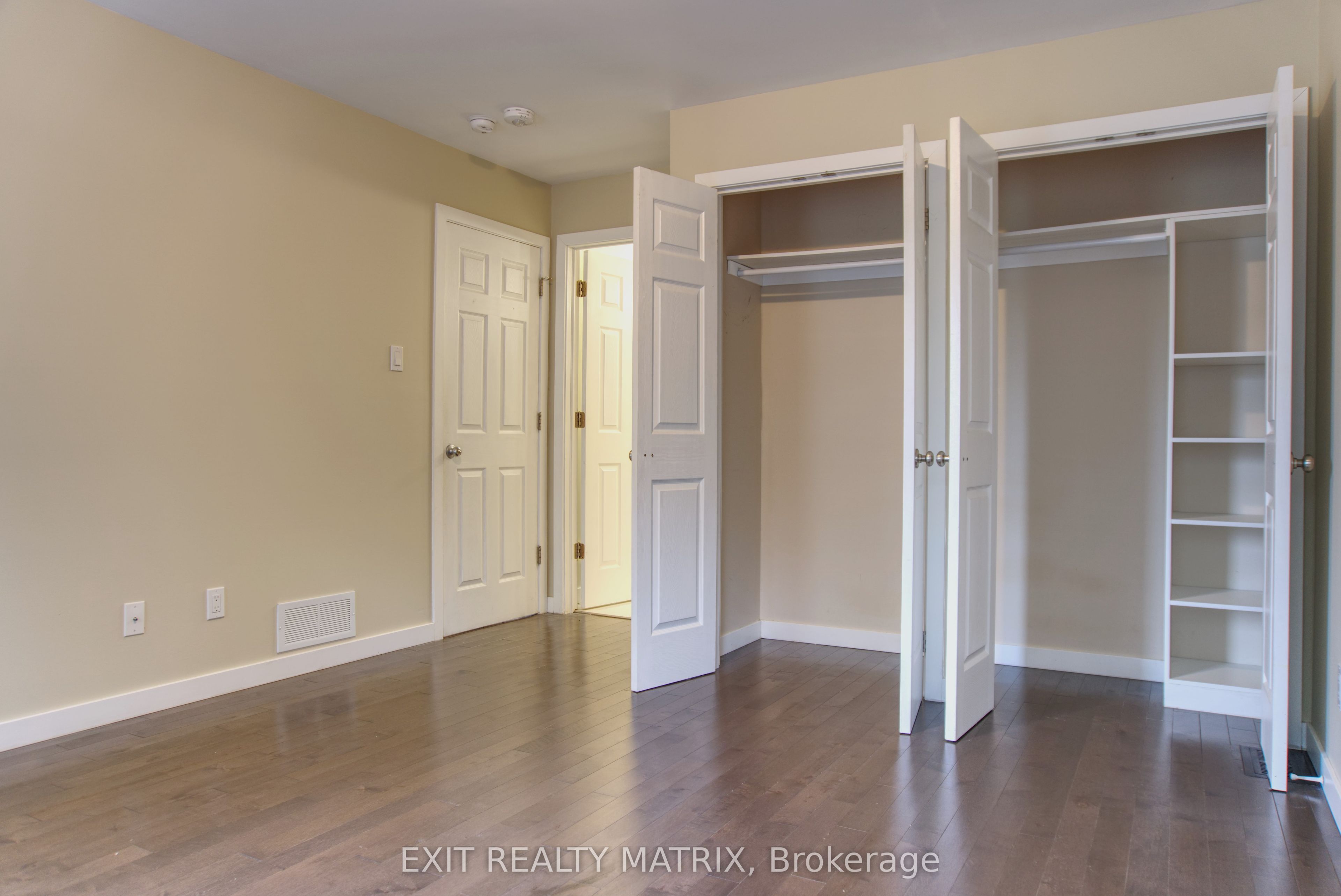 1557 Belcourt Boulevard Property Photo 16