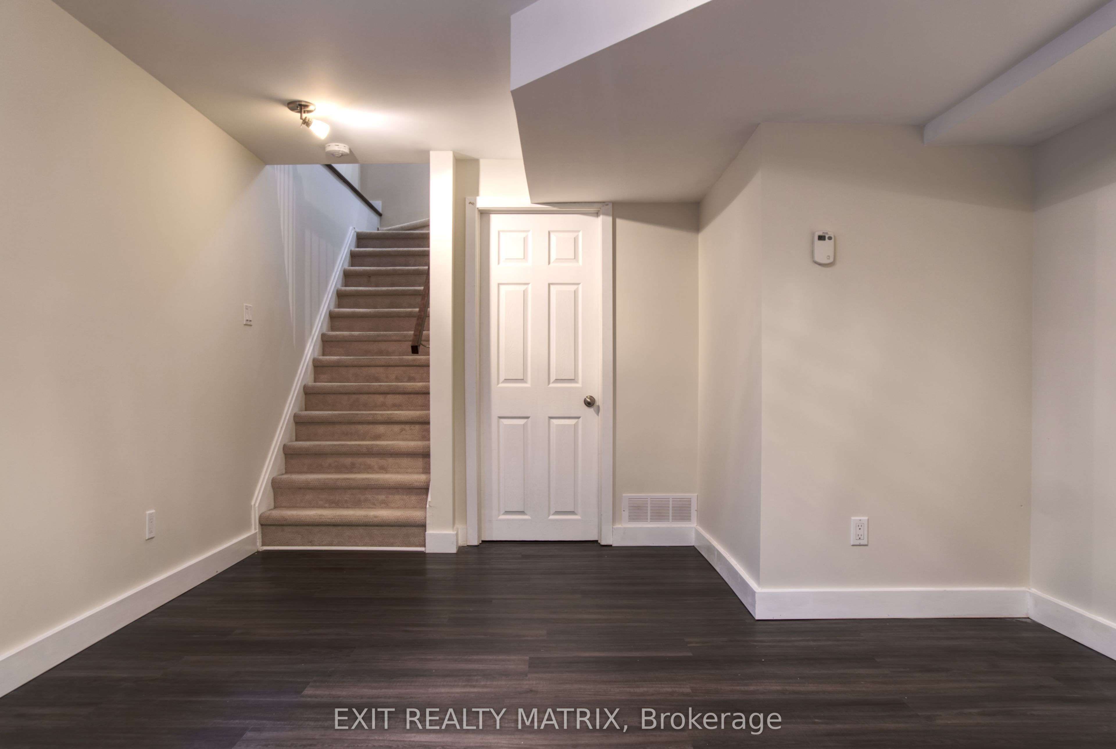1557 Belcourt Boulevard Property Photo 25