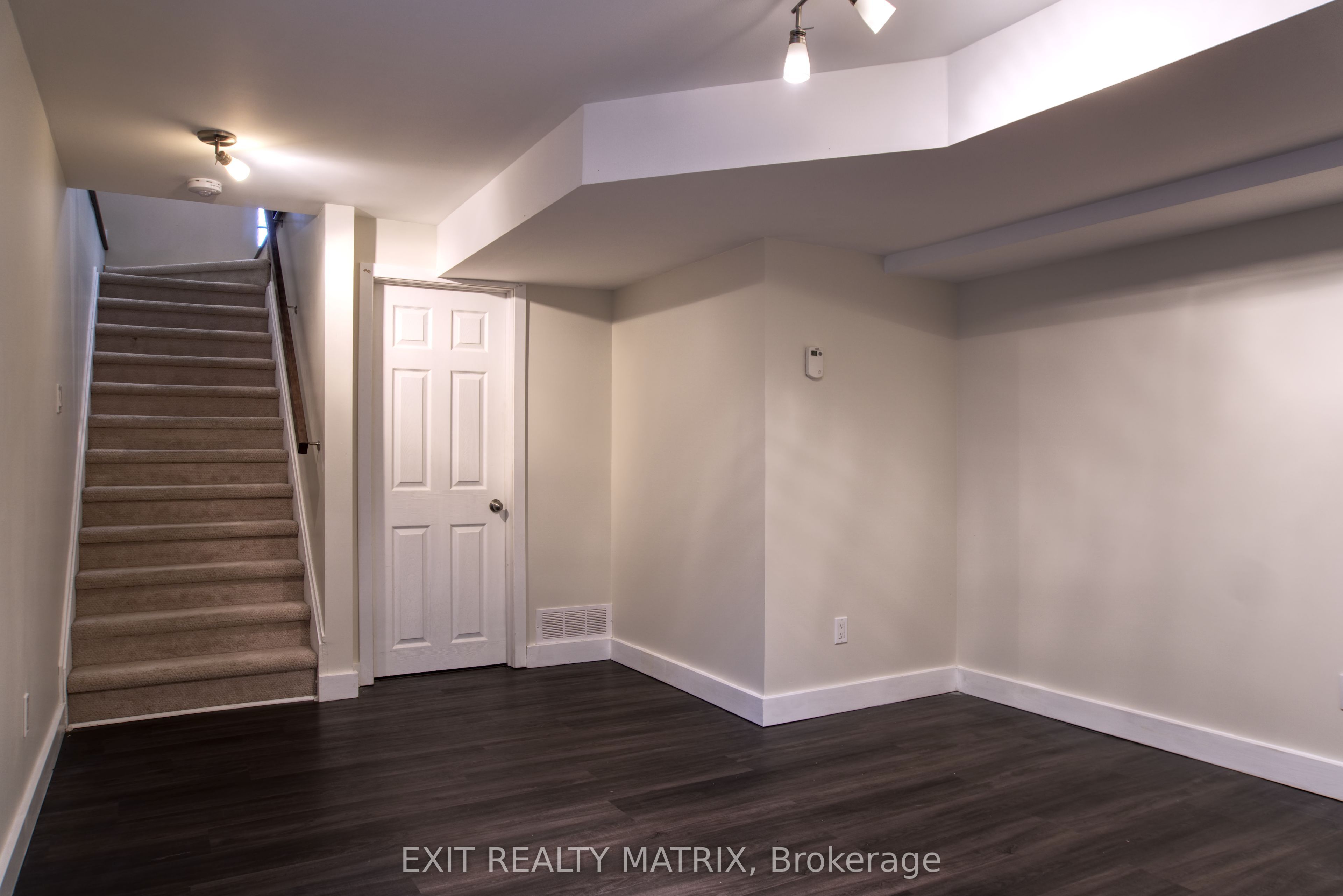 1557 Belcourt Boulevard Property Photo 26