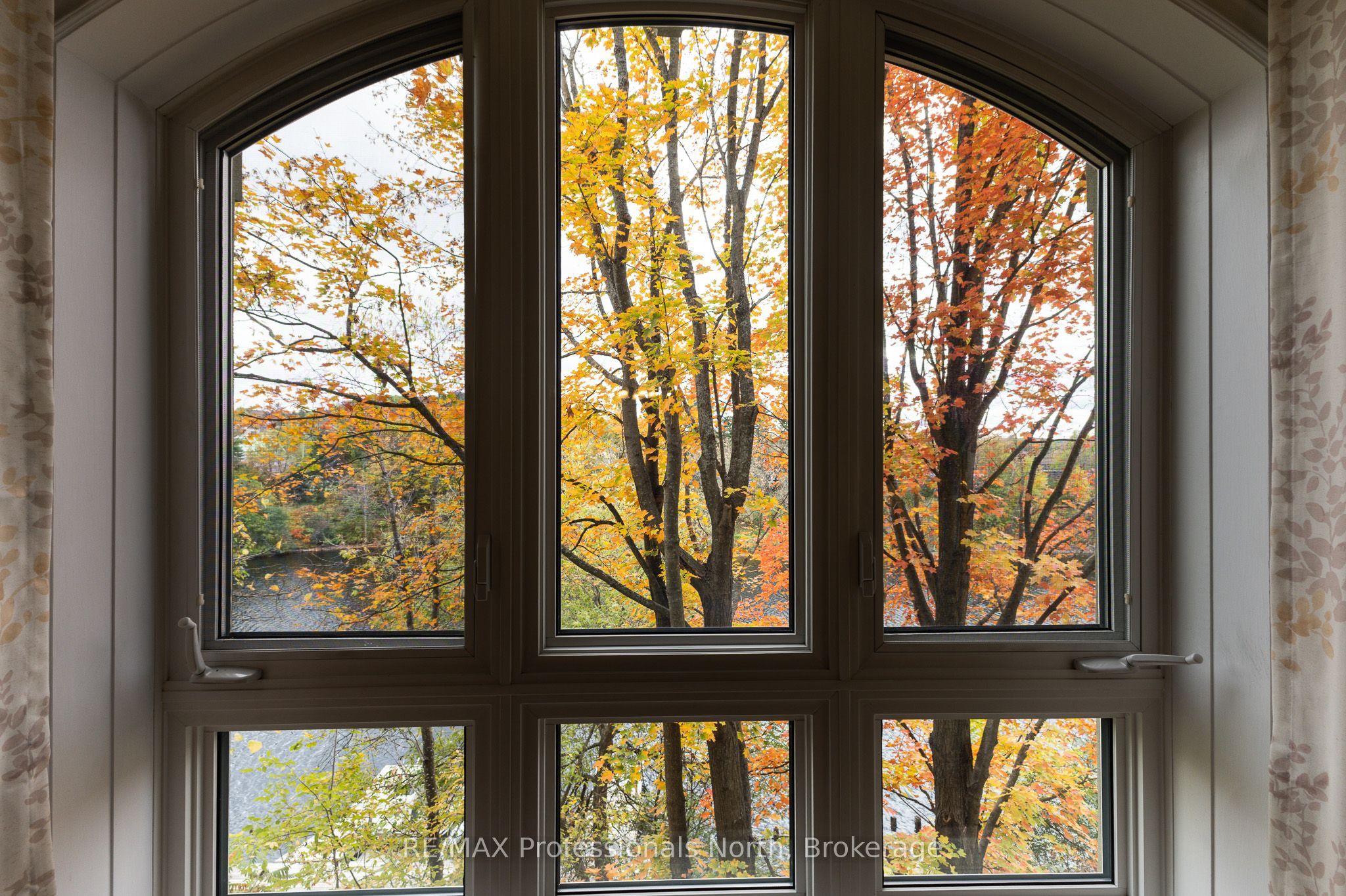 35 Dairy Lane W 204 Property Photo 11