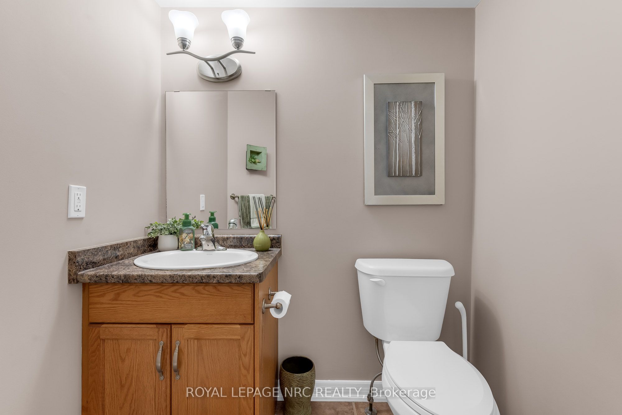 31 Thorold Road E Property Photo 5
