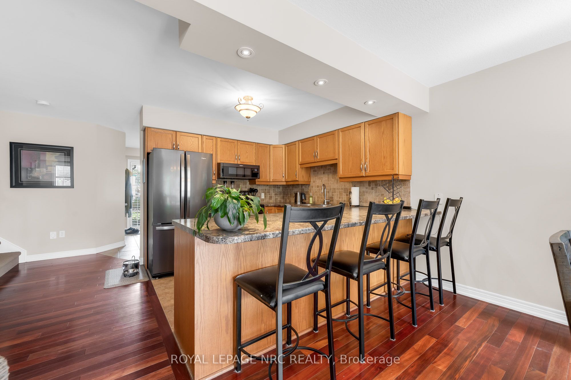 31 Thorold Road E Property Photo 7