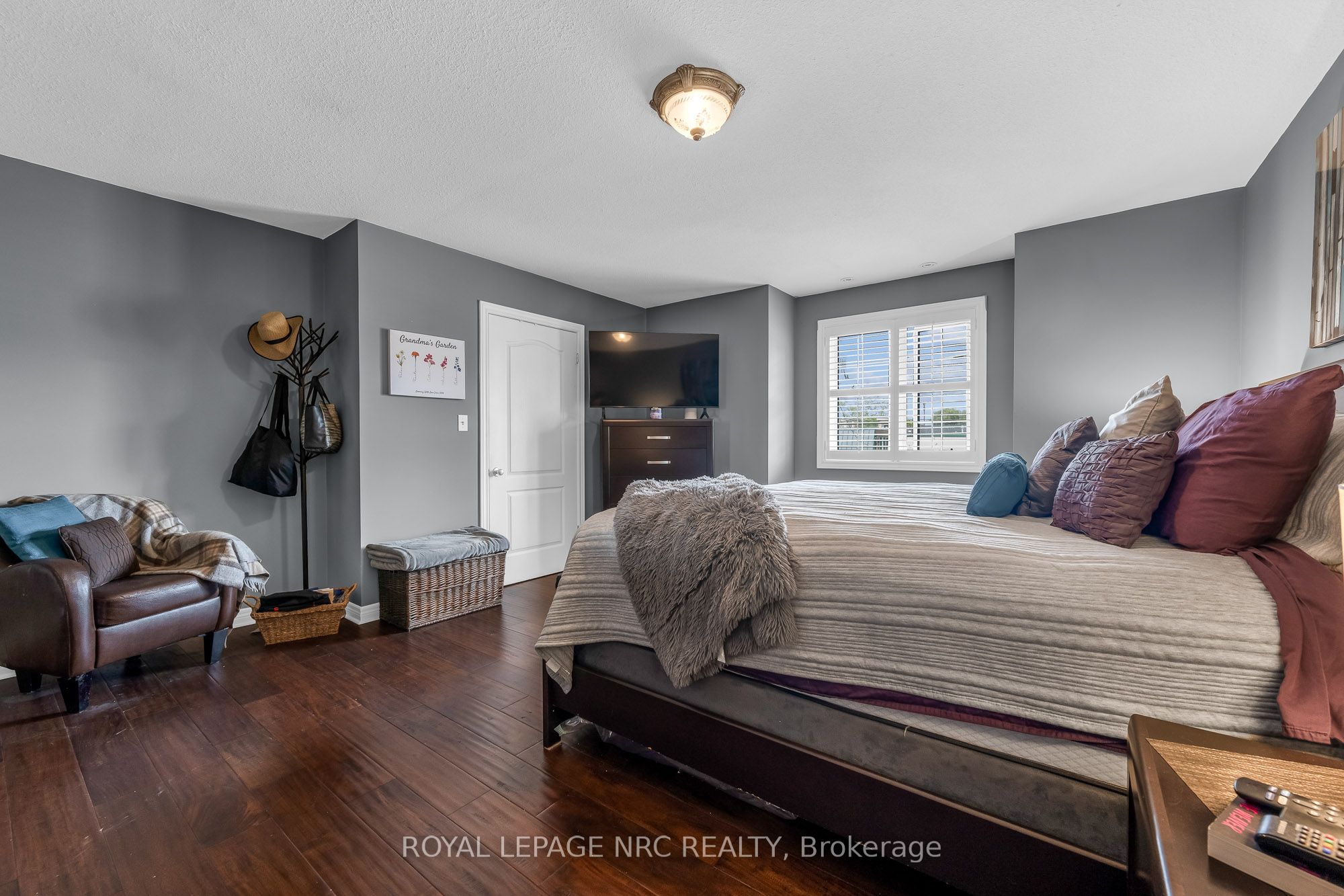 31 Thorold Road E Property Photo 14