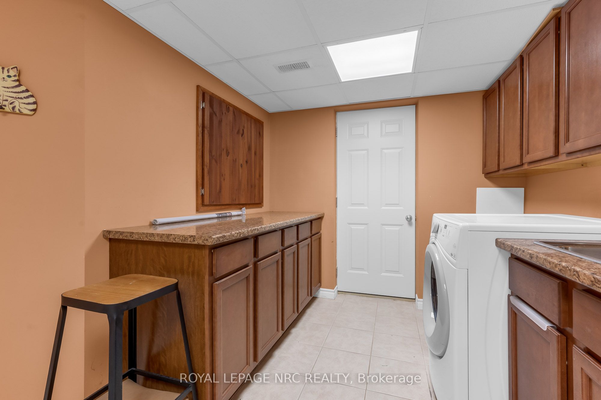 31 Thorold Road E Property Photo 25