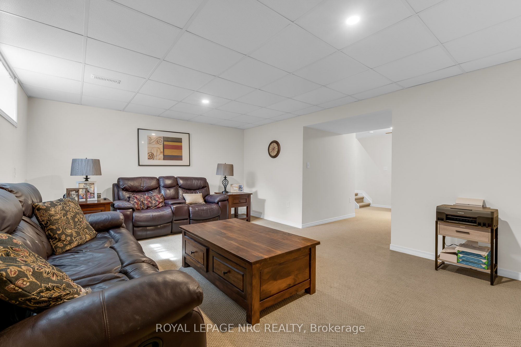 31 Thorold Road E Property Photo 29