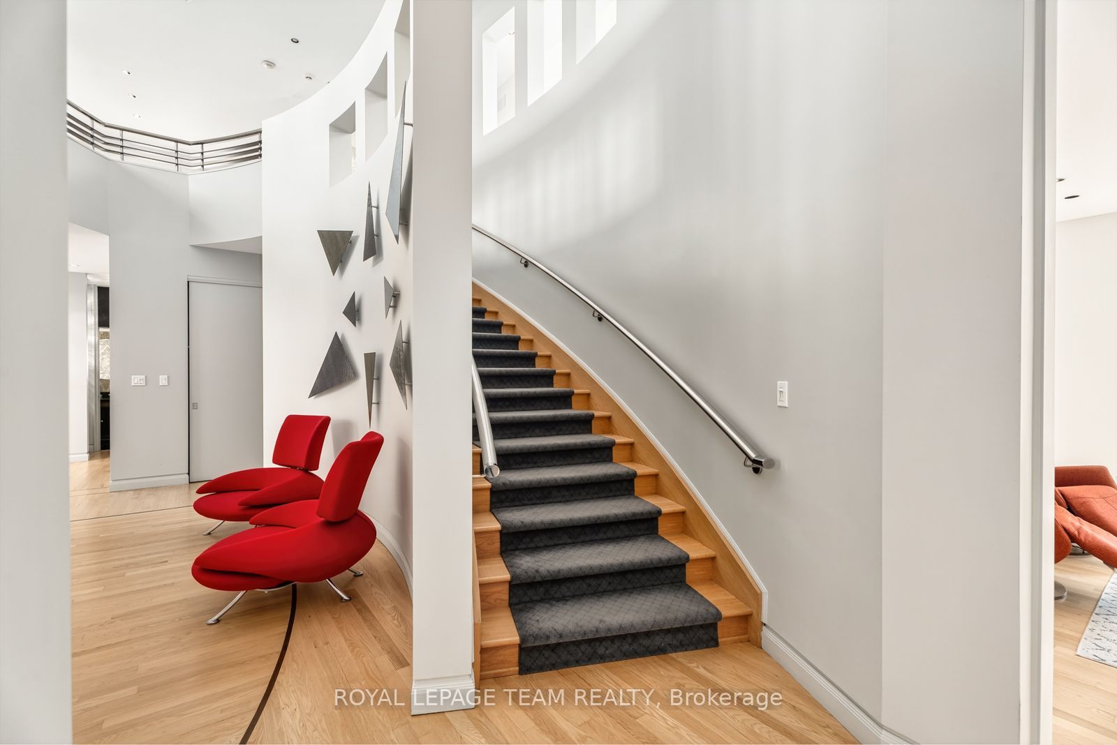 725 Manor Avenue Property Photo 33