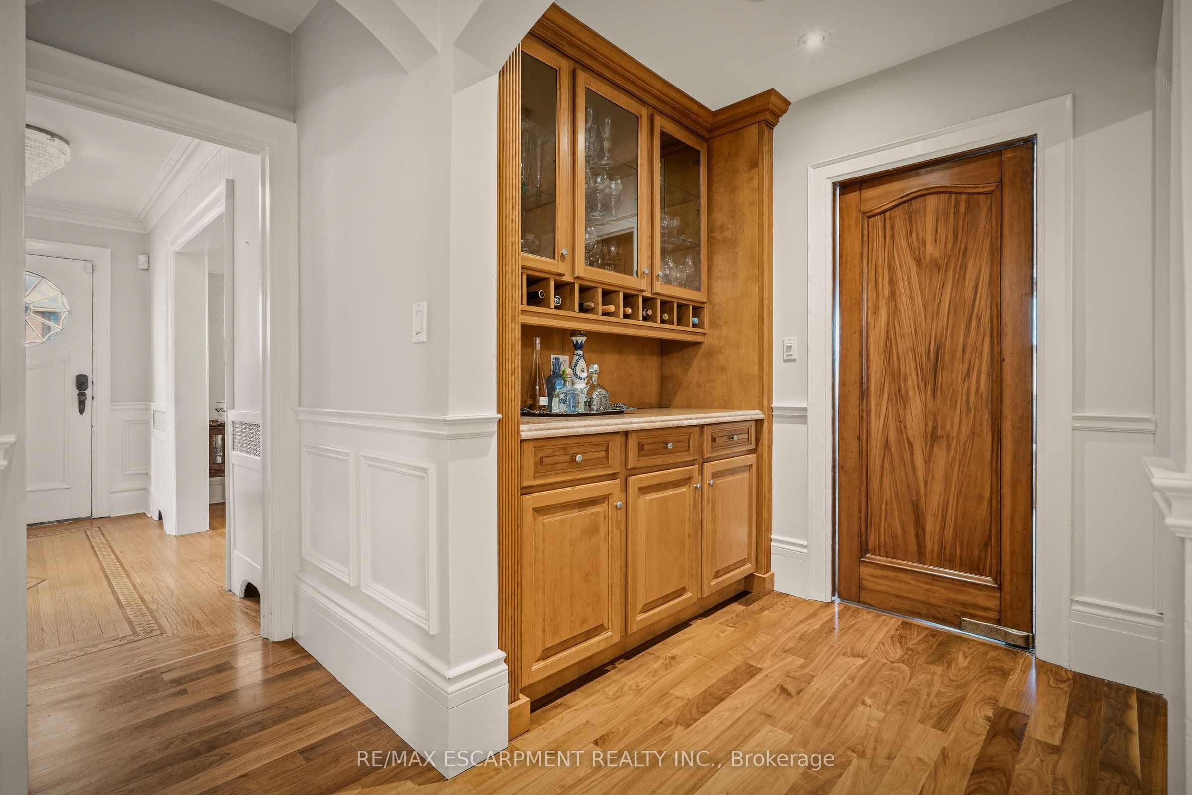 74 Oak Knoll Drive Property Photo 14