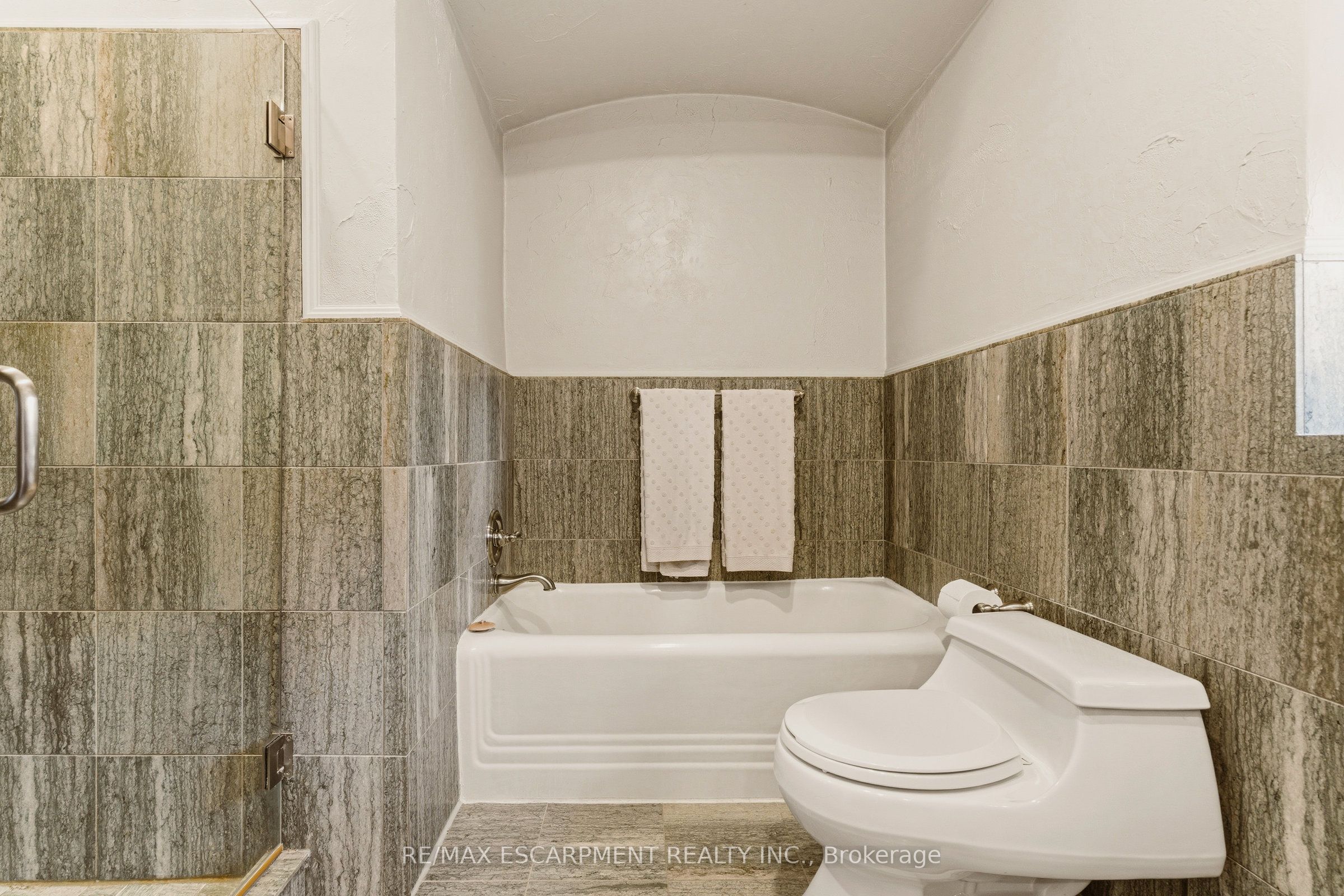 74 Oak Knoll Drive Property Photo 36
