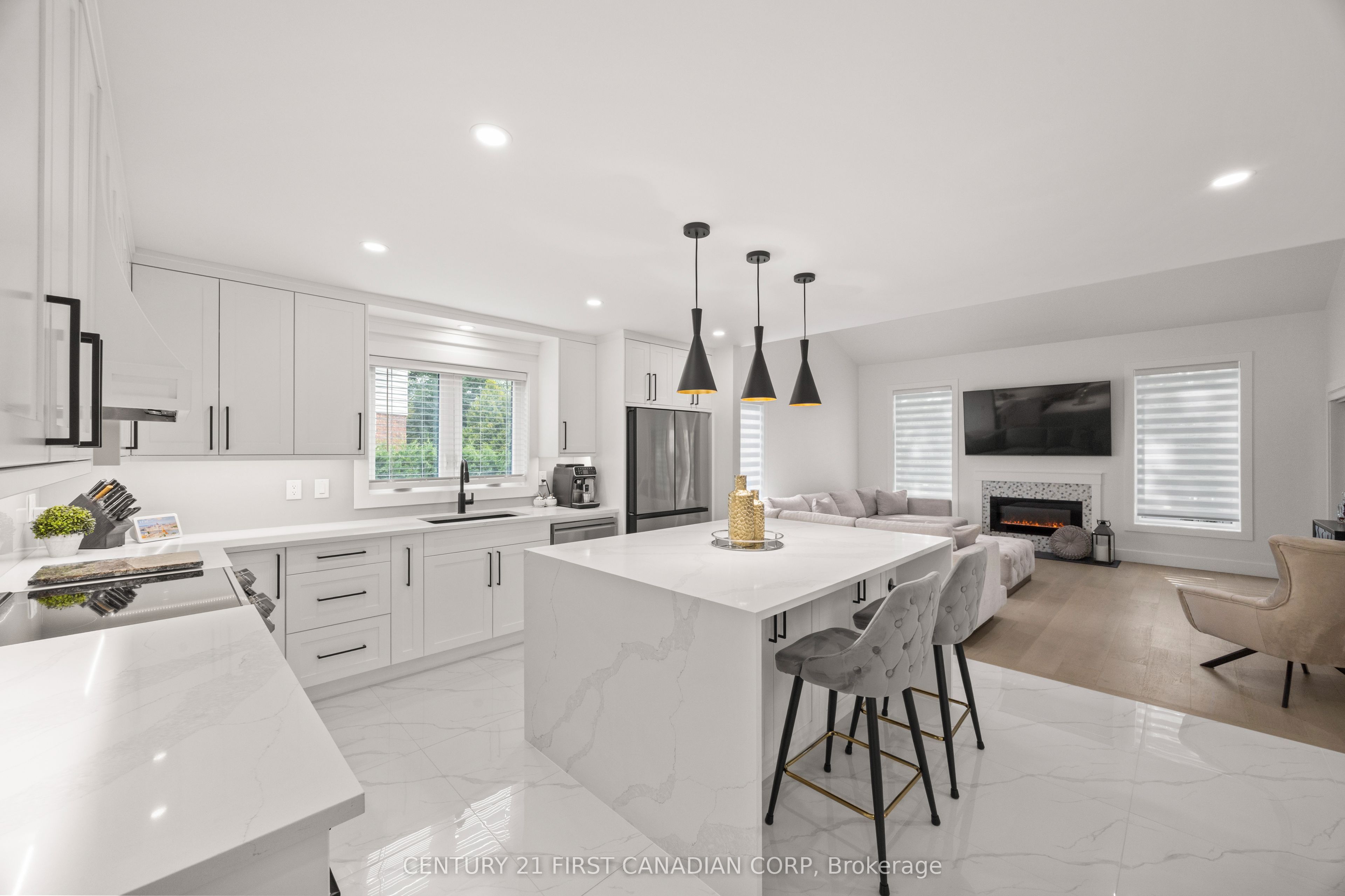 28 Lindbrook Court Property Photo 15