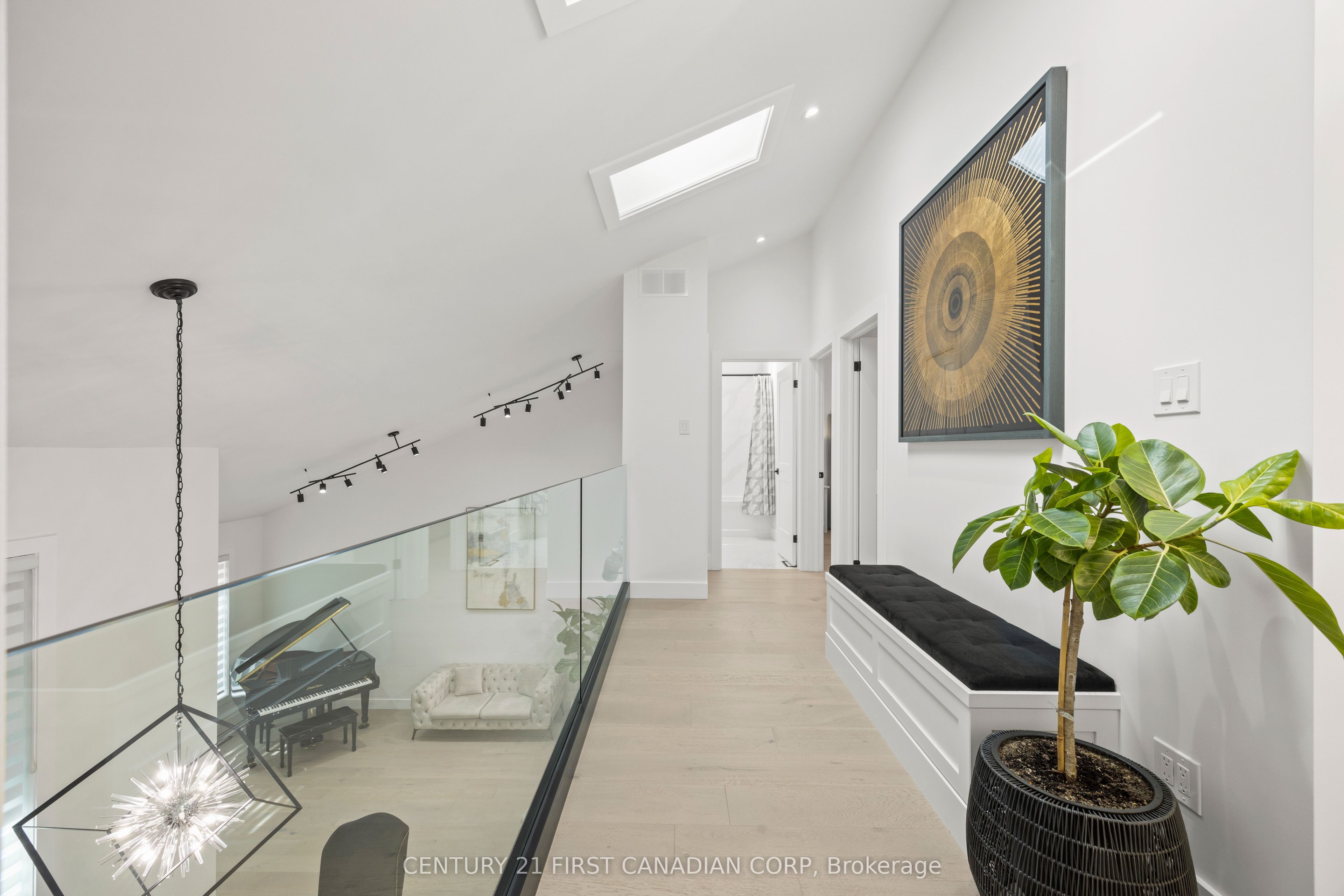 28 Lindbrook Court Property Photo 21