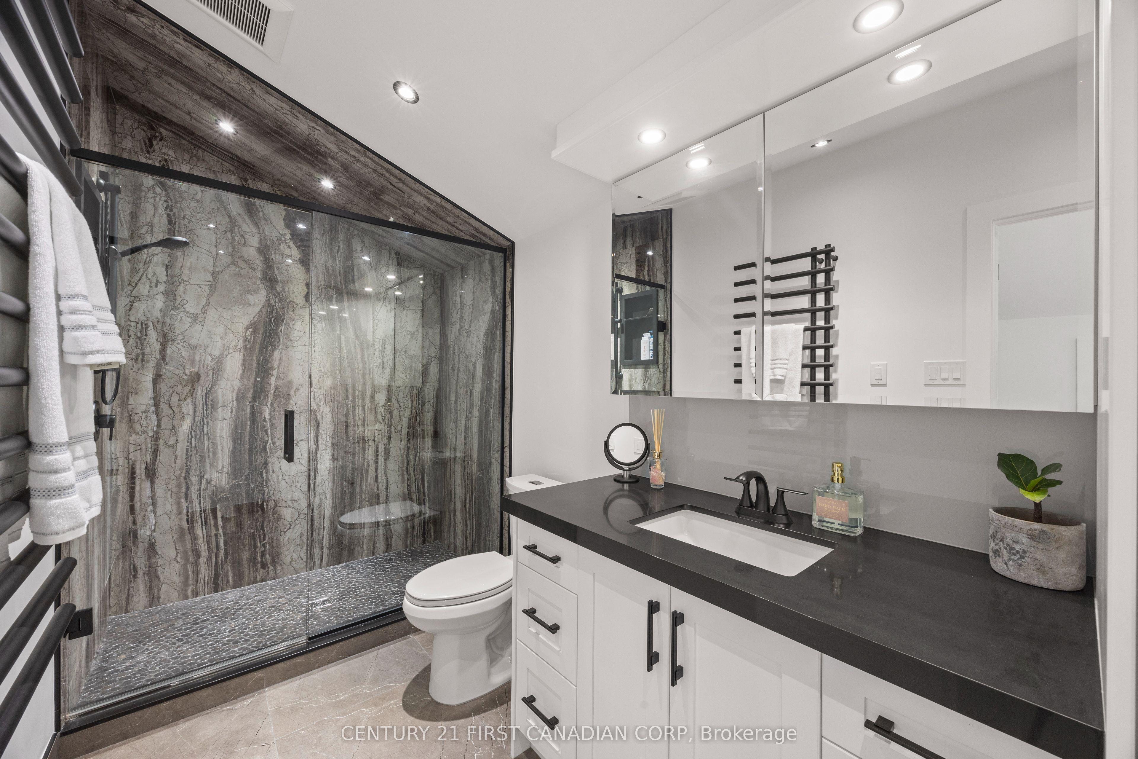 28 Lindbrook Court Property Photo 27