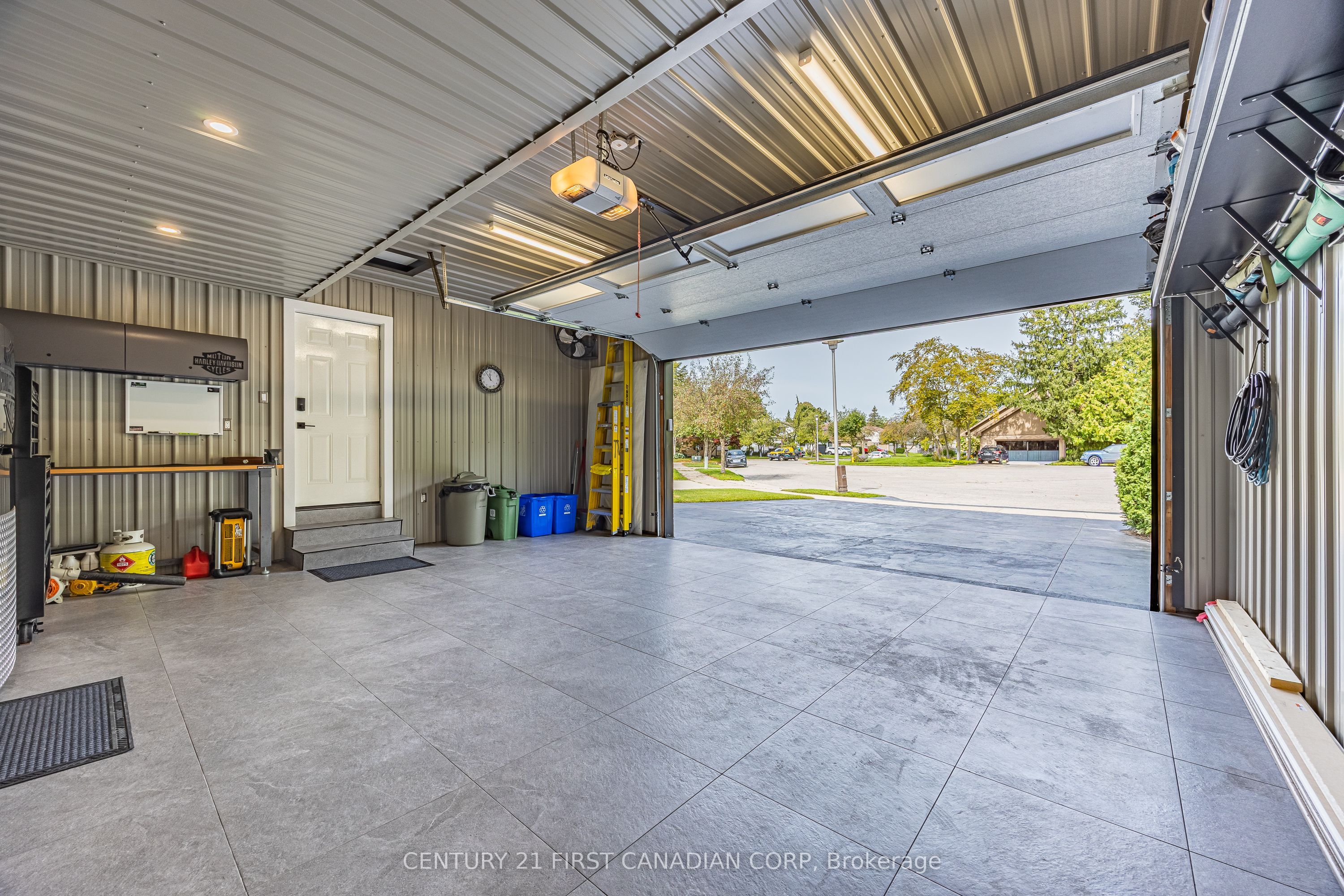 28 Lindbrook Court Property Photo 36