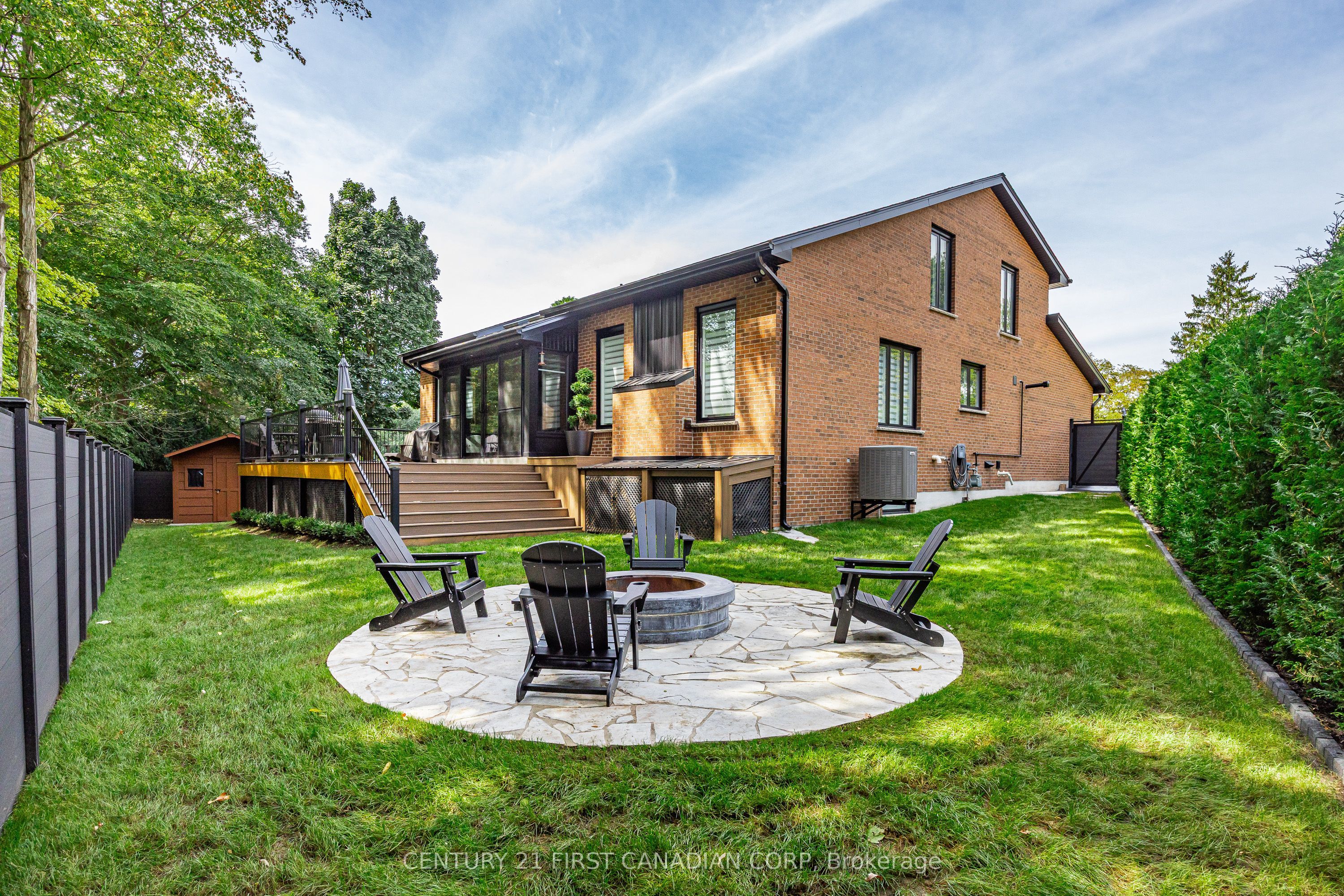 28 Lindbrook Court Property Photo 41