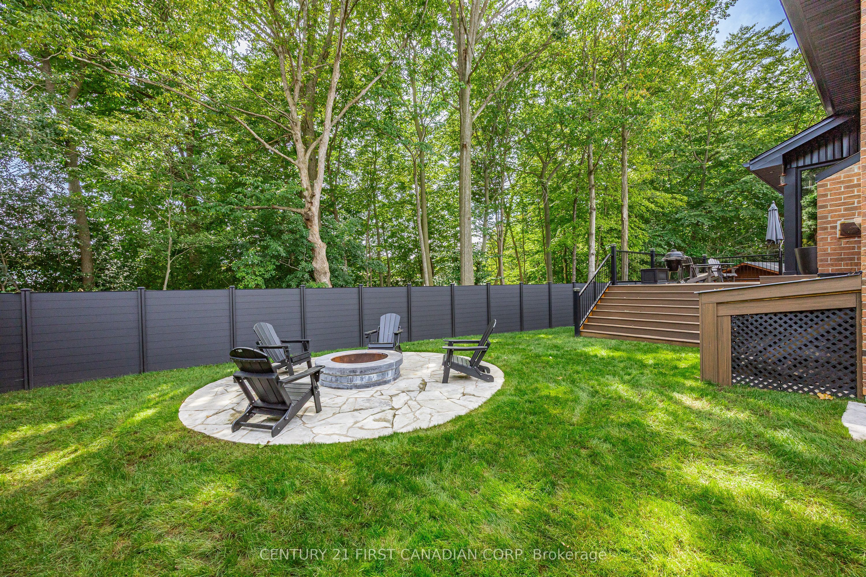 28 Lindbrook Court Property Photo 42