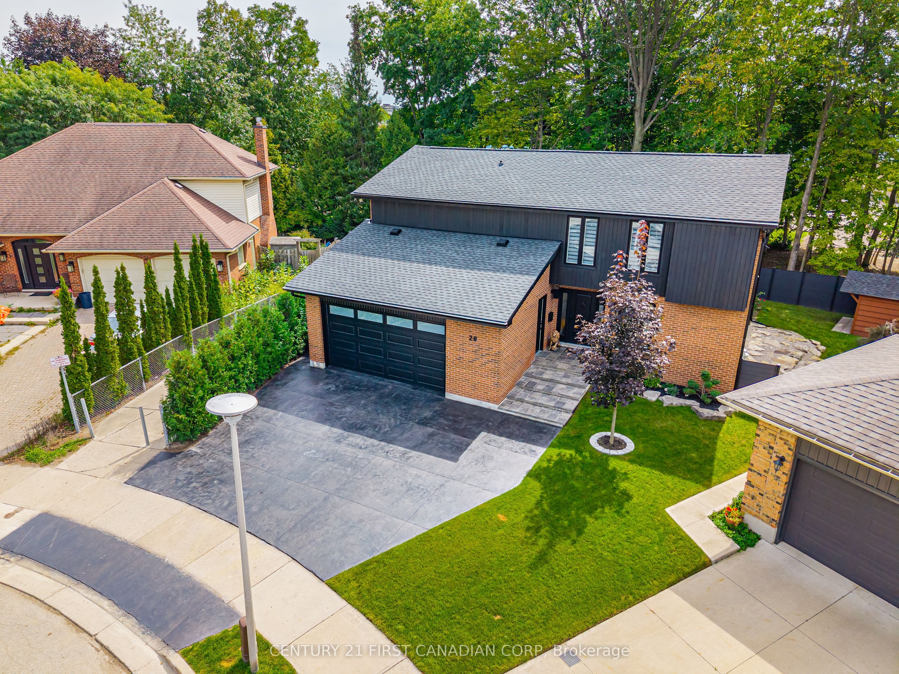 28 Lindbrook Court Property Photo 47