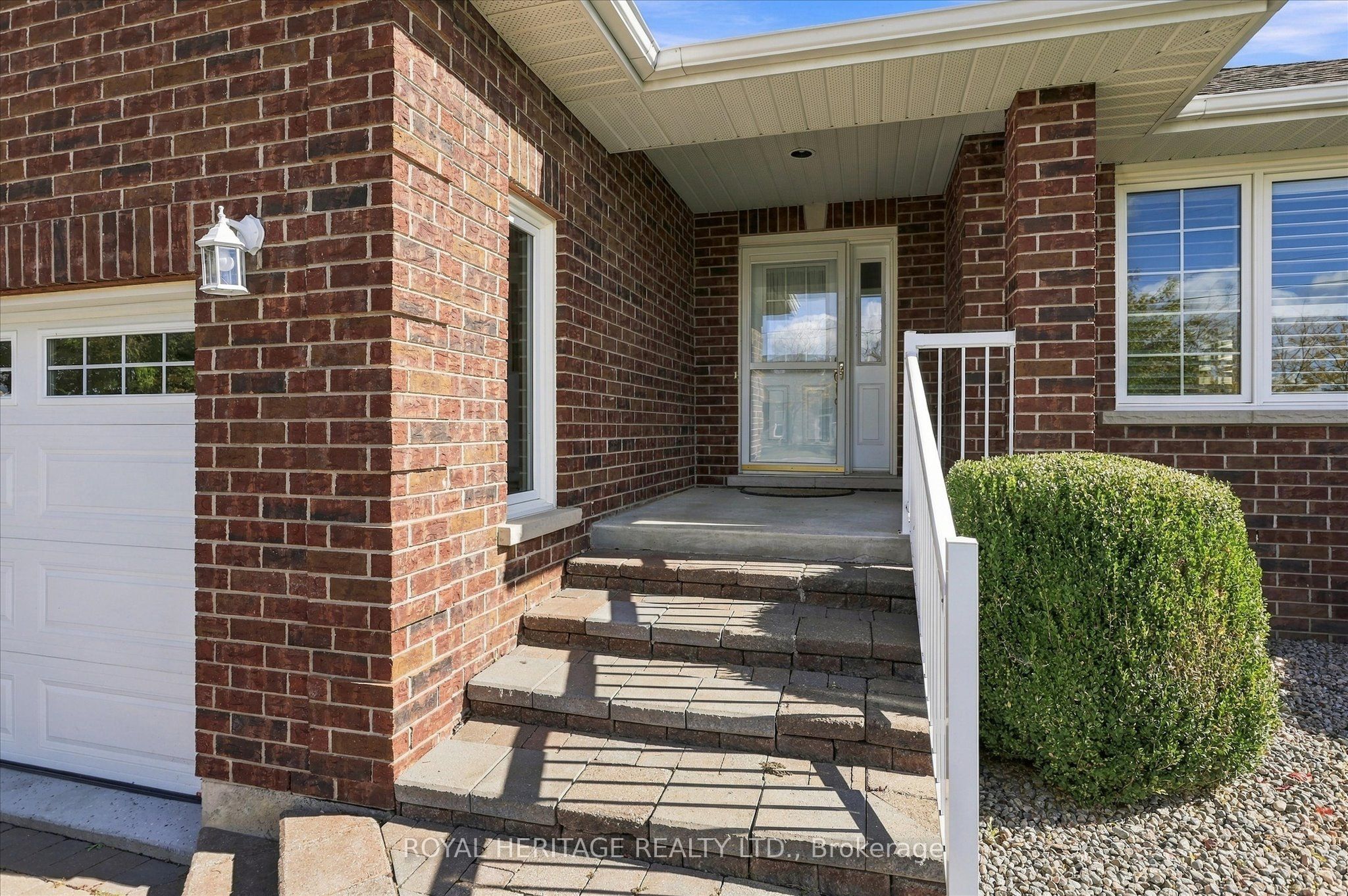 194 Mclaughlin Road Property Photo 6