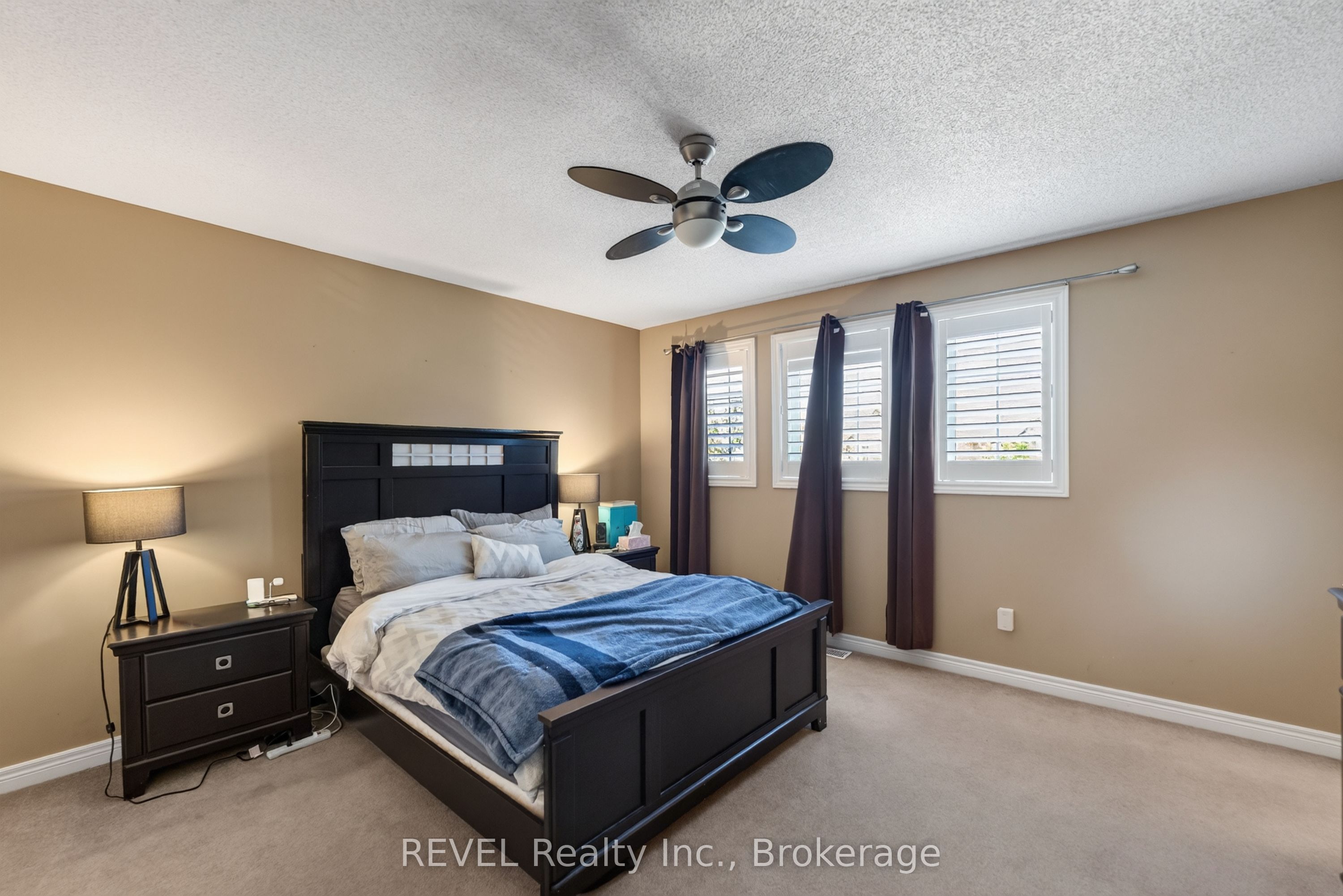 11 Elderberry Avenue Property Photo 27