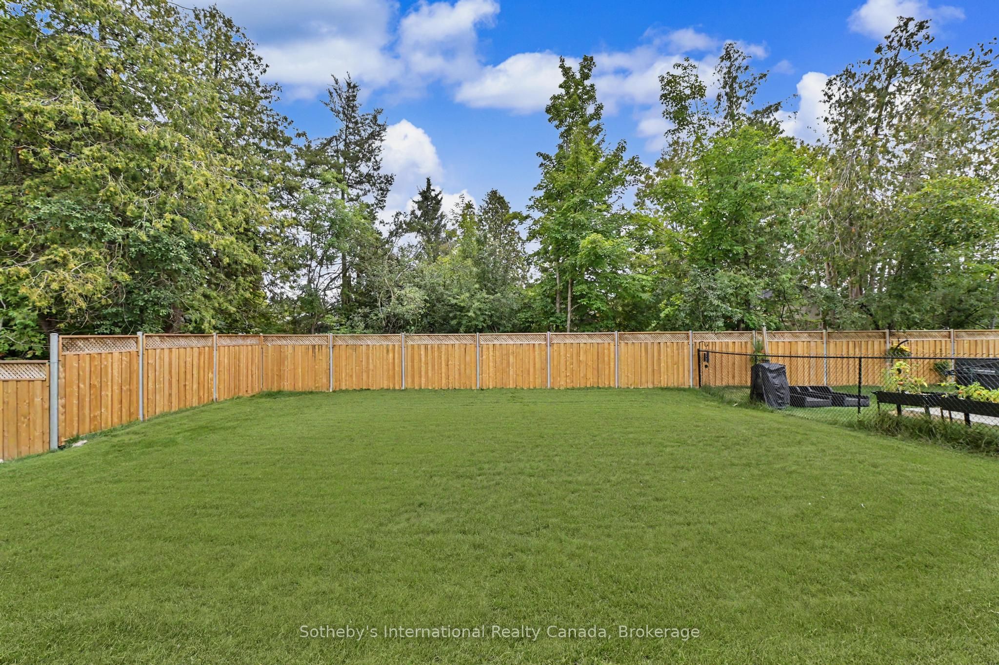9 Hillcroft Way Property Photo 10