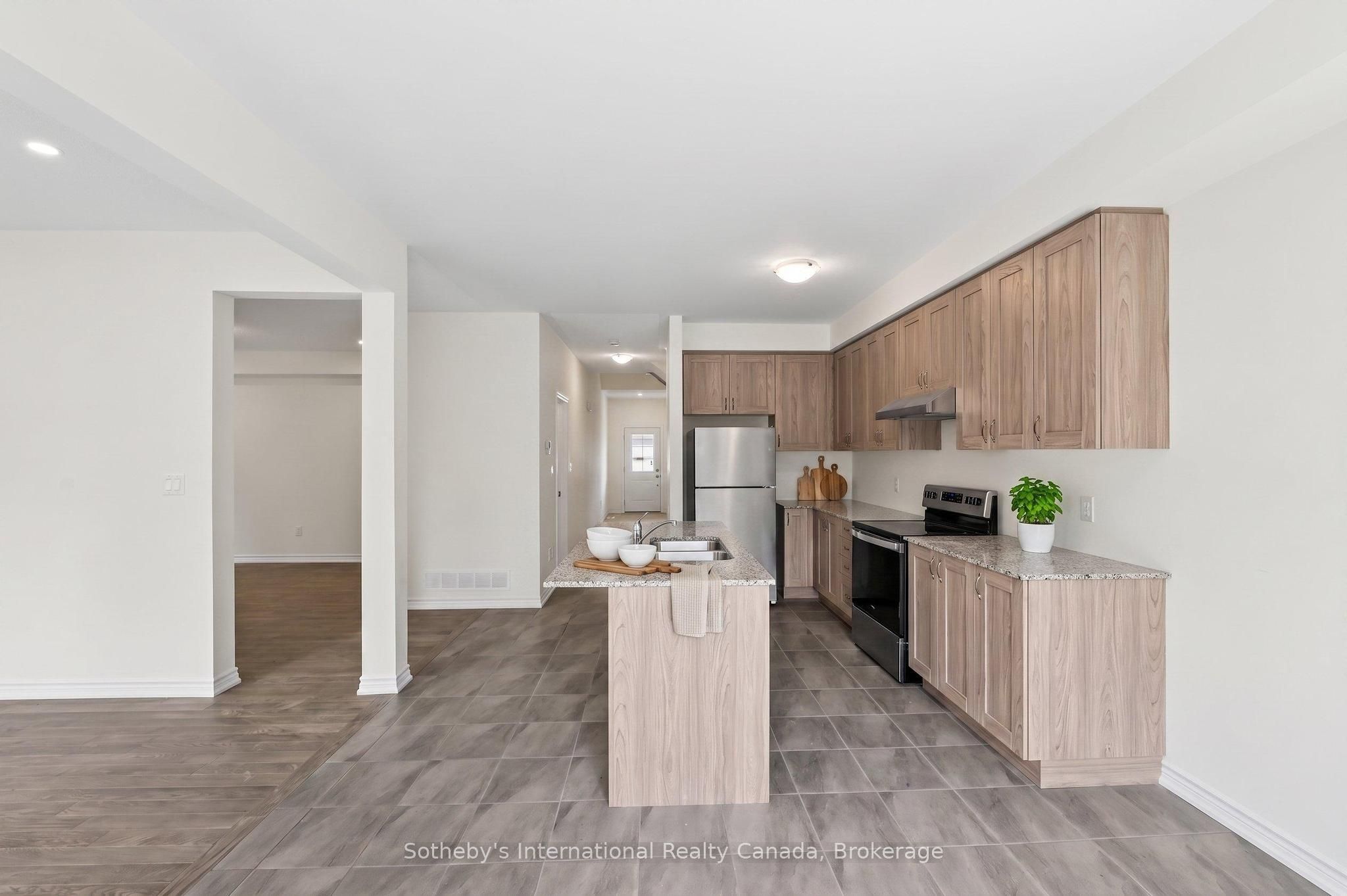 9 Hillcroft Way Property Photo 13