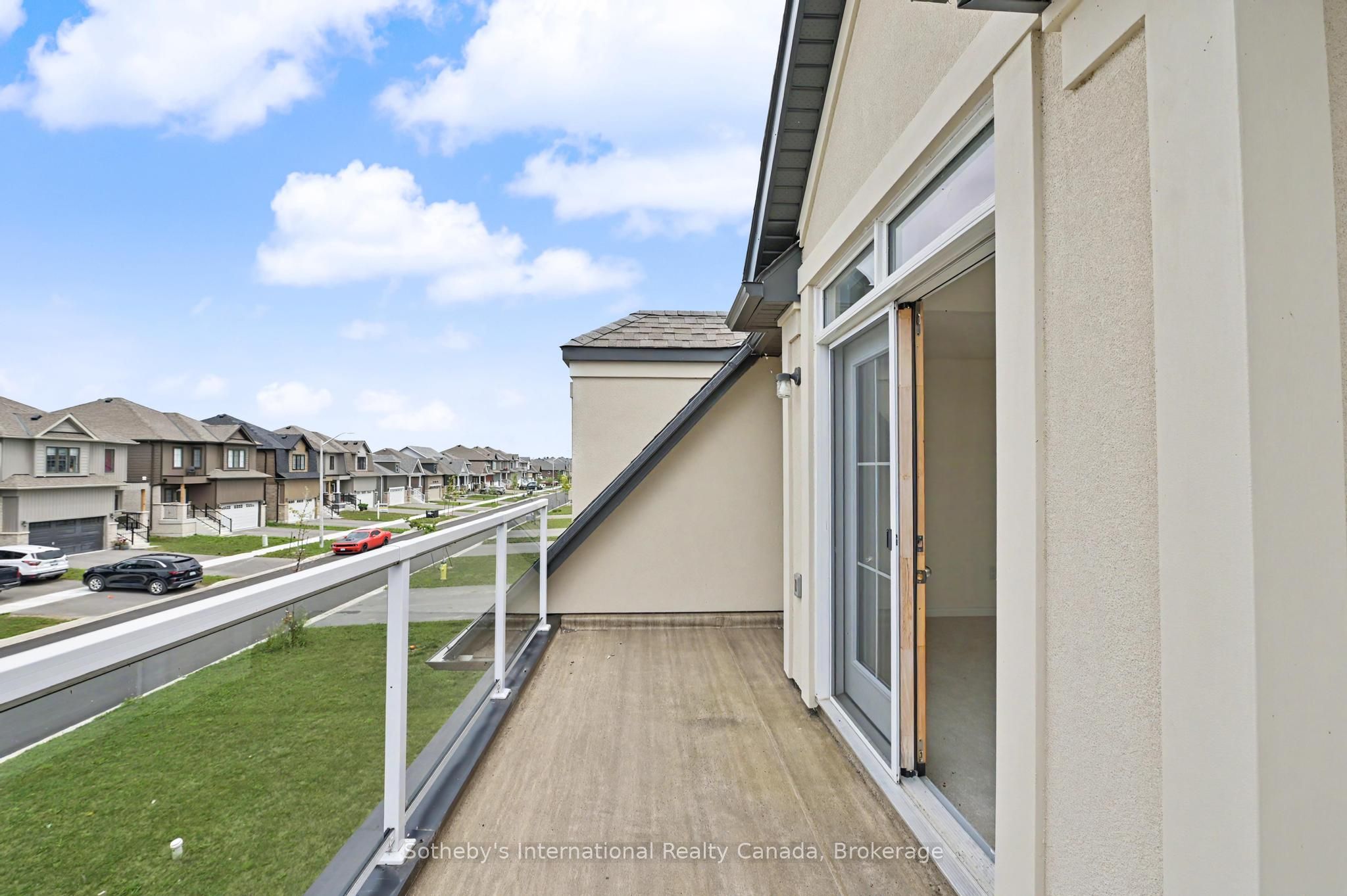 9 Hillcroft Way Property Photo 18