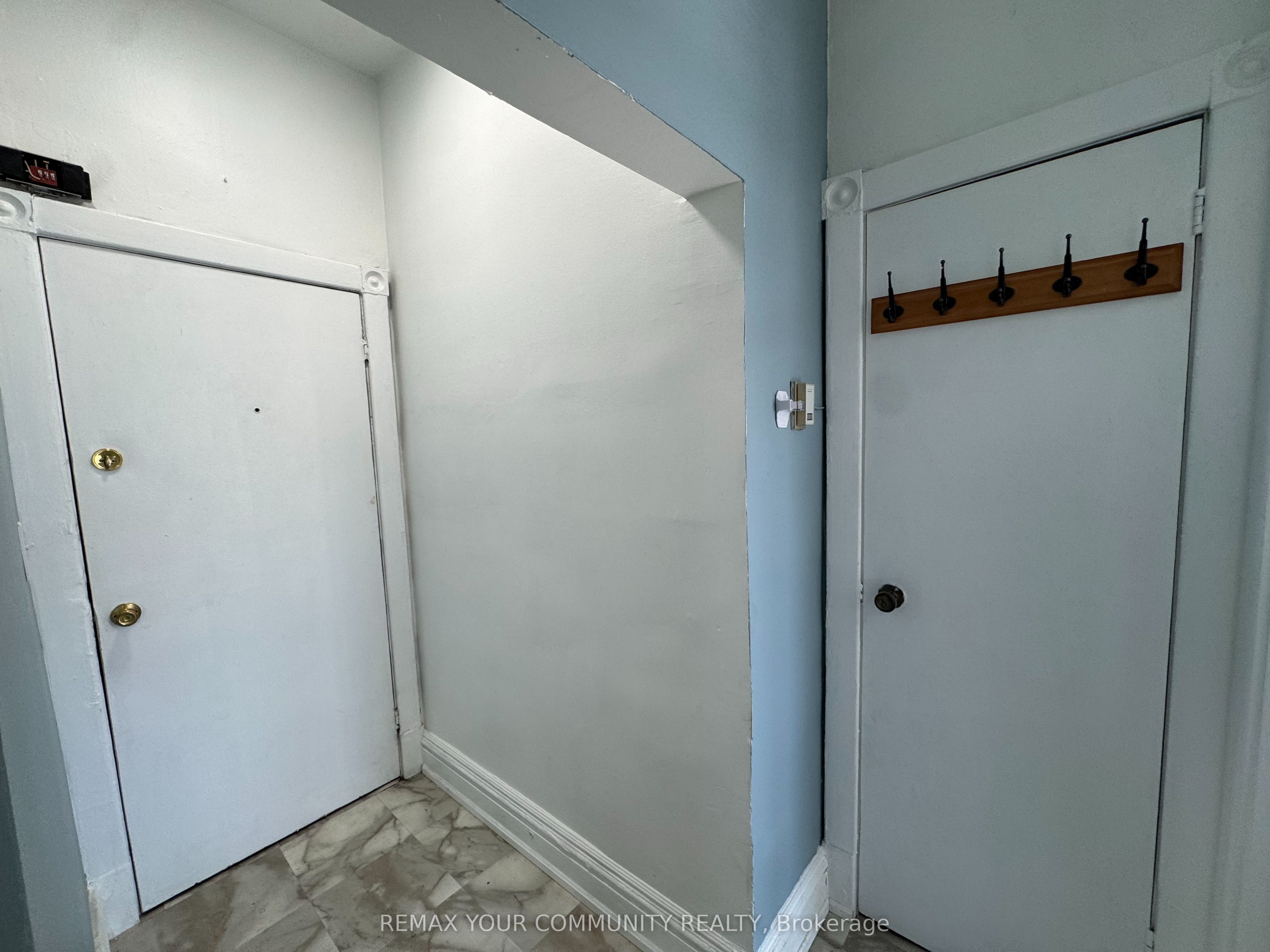 358 Main Street W 3 Property Photo 2