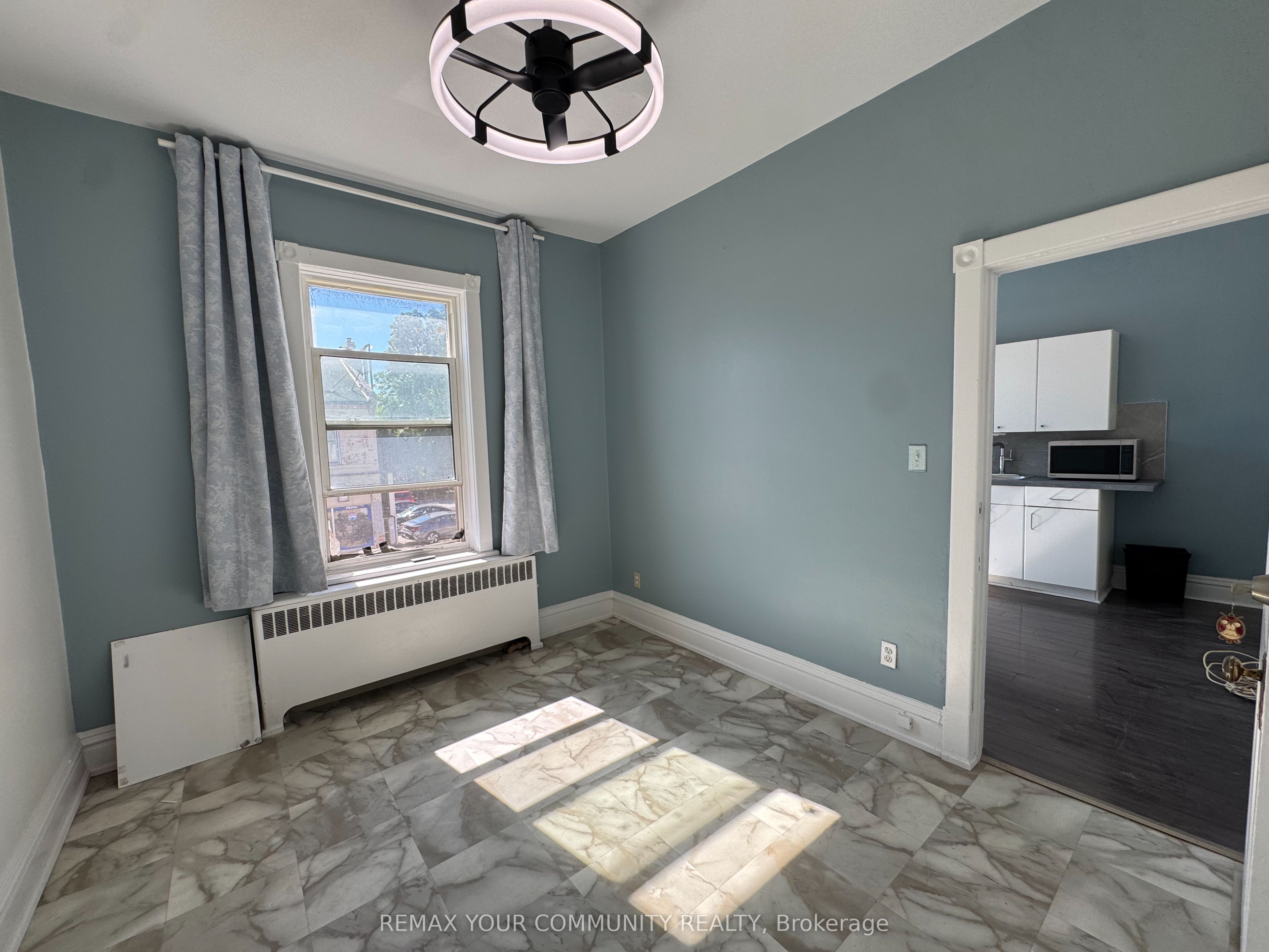 358 Main Street W 3 Property Photo 12