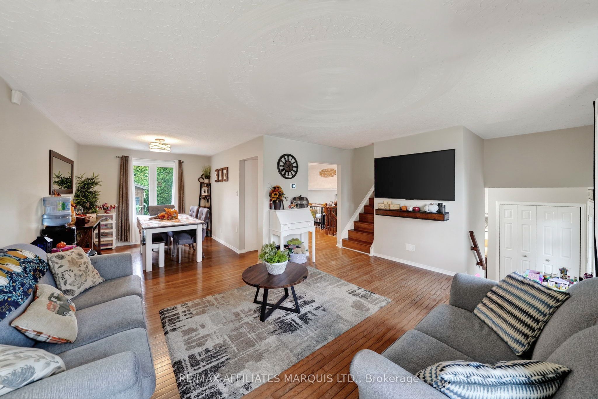 1313 Stormont Drive Property Photo 6