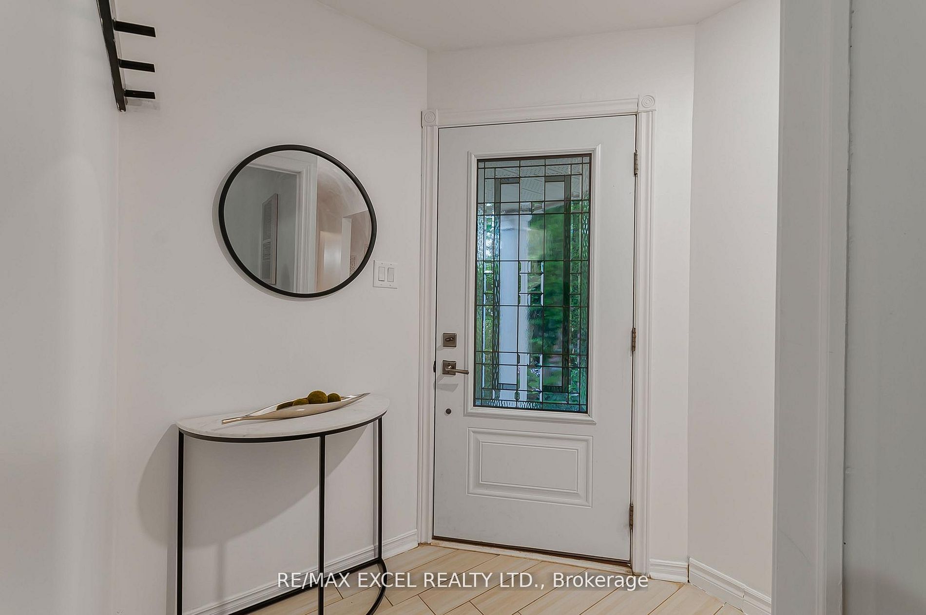 218 Angeline Street N Property Photo 26