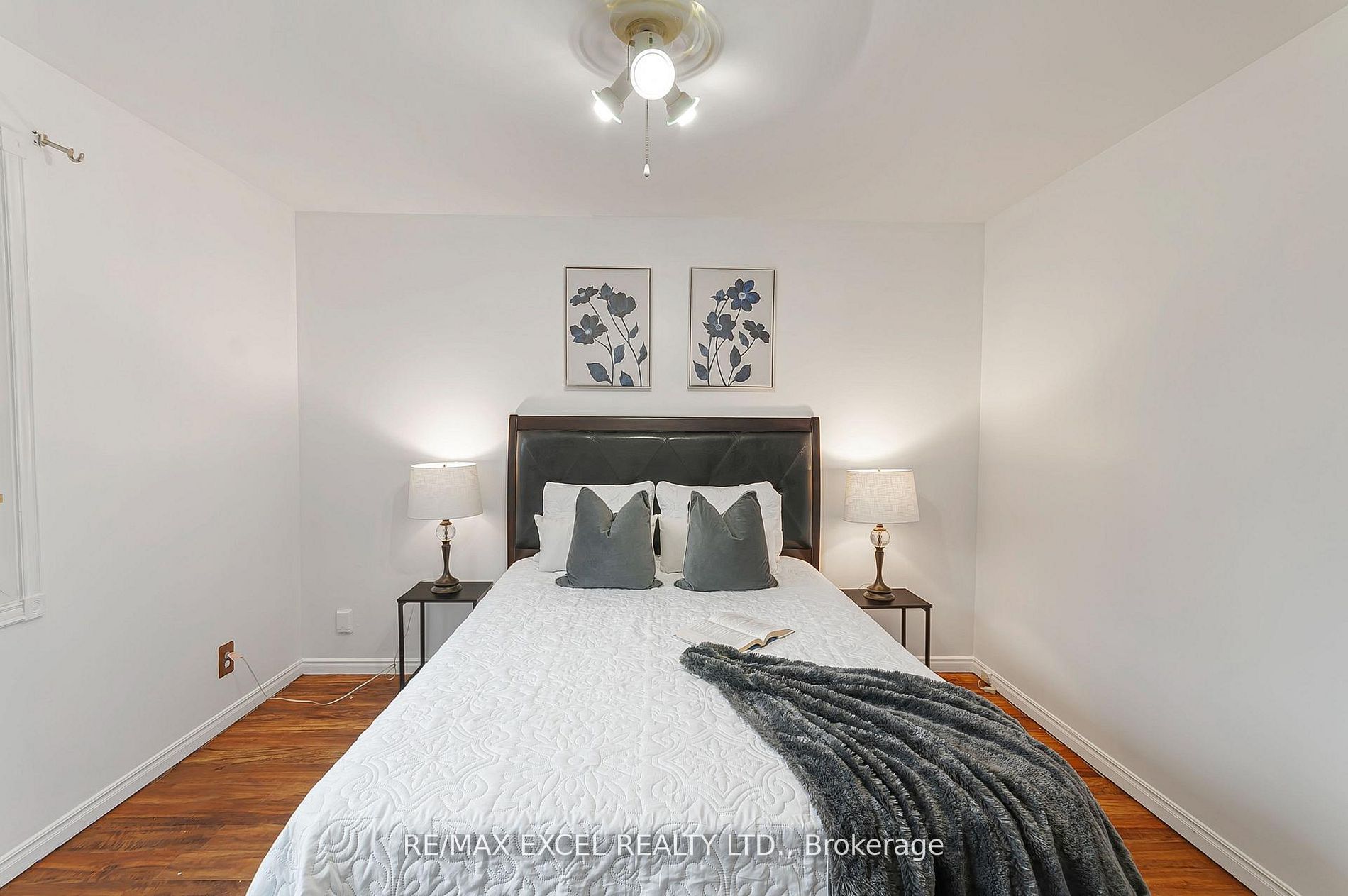 218 Angeline Street N Property Photo 44