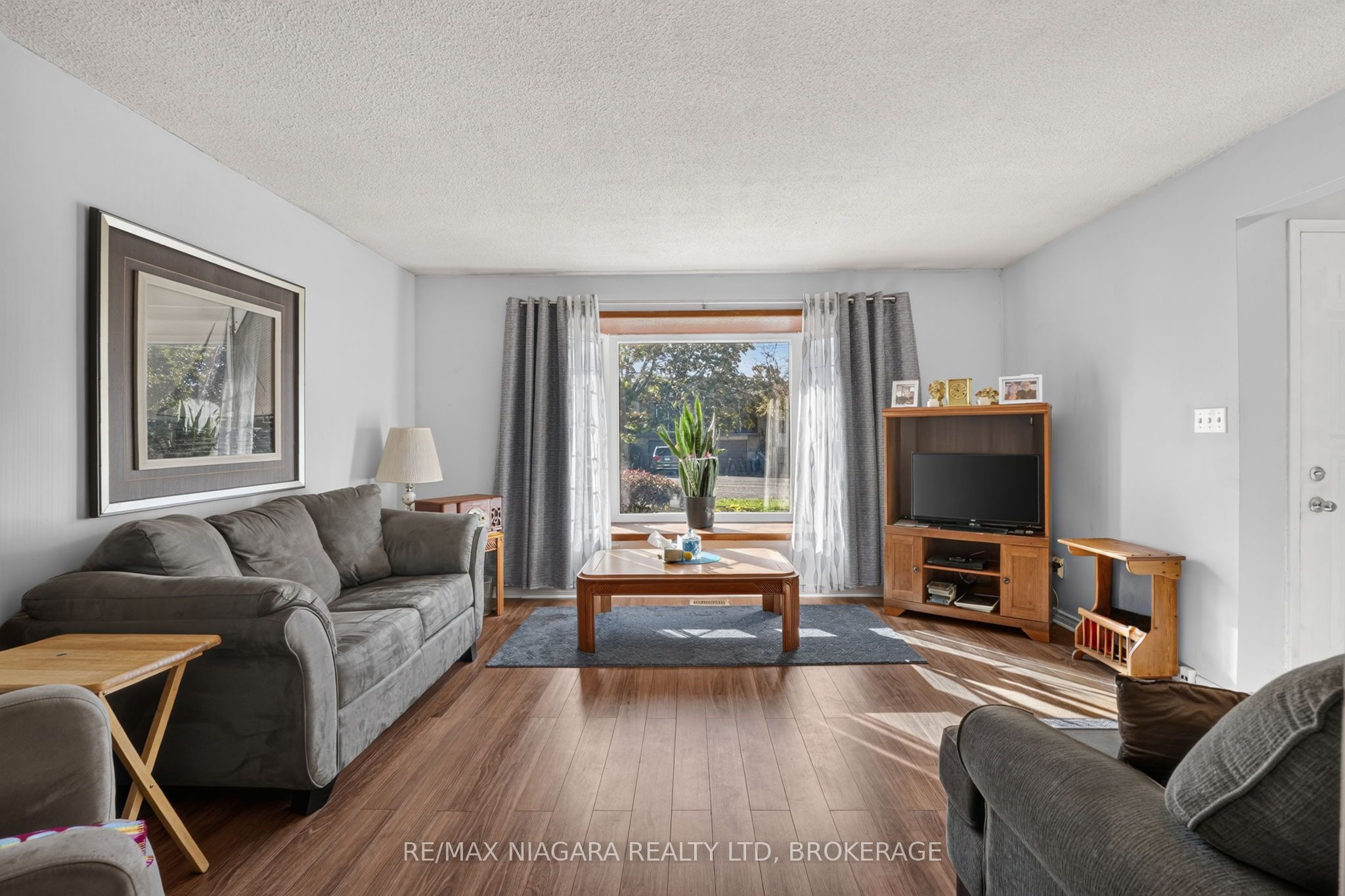 45 Green Maple Drive Property Photo 6