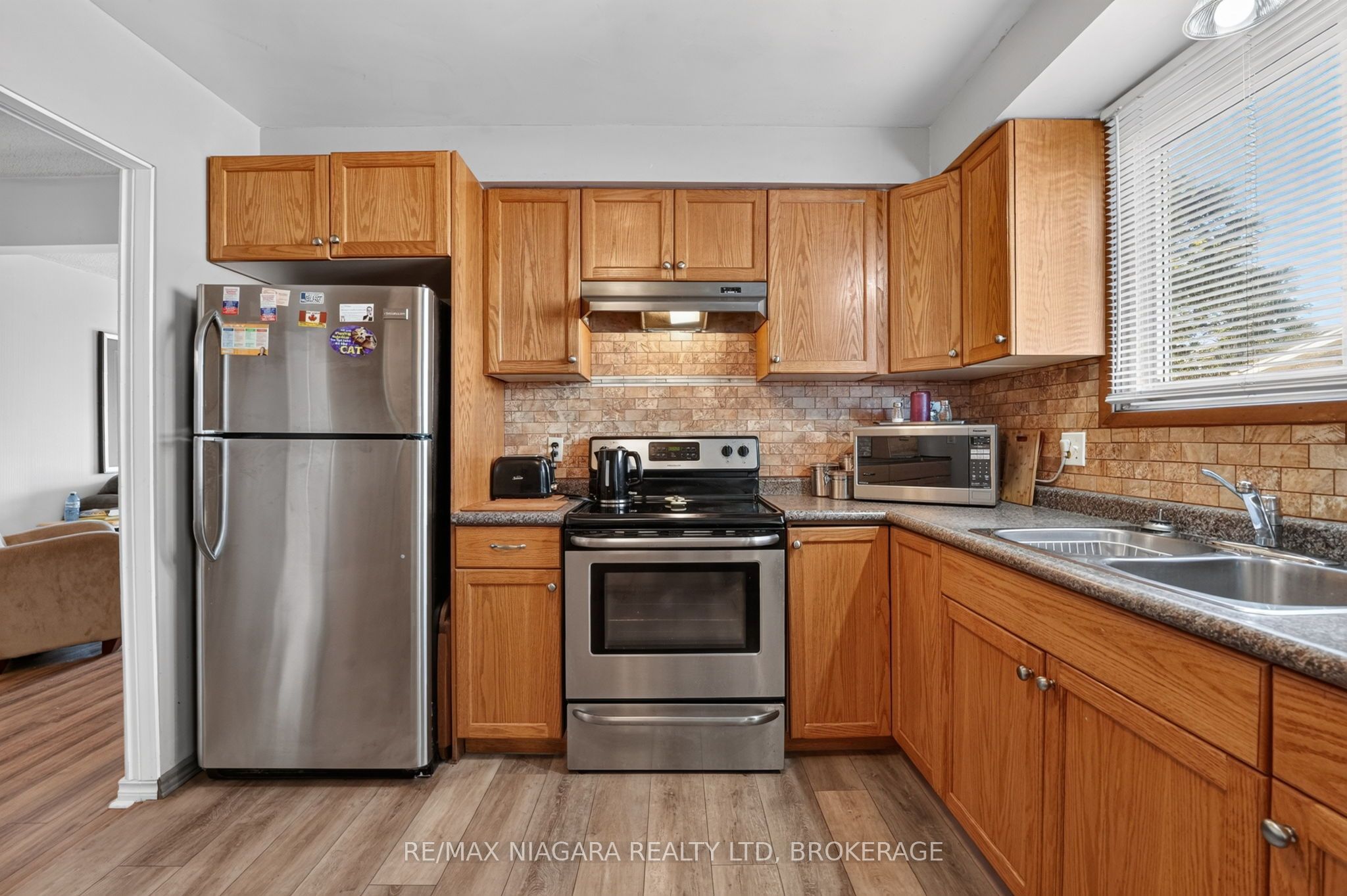 45 Green Maple Drive Property Photo 8