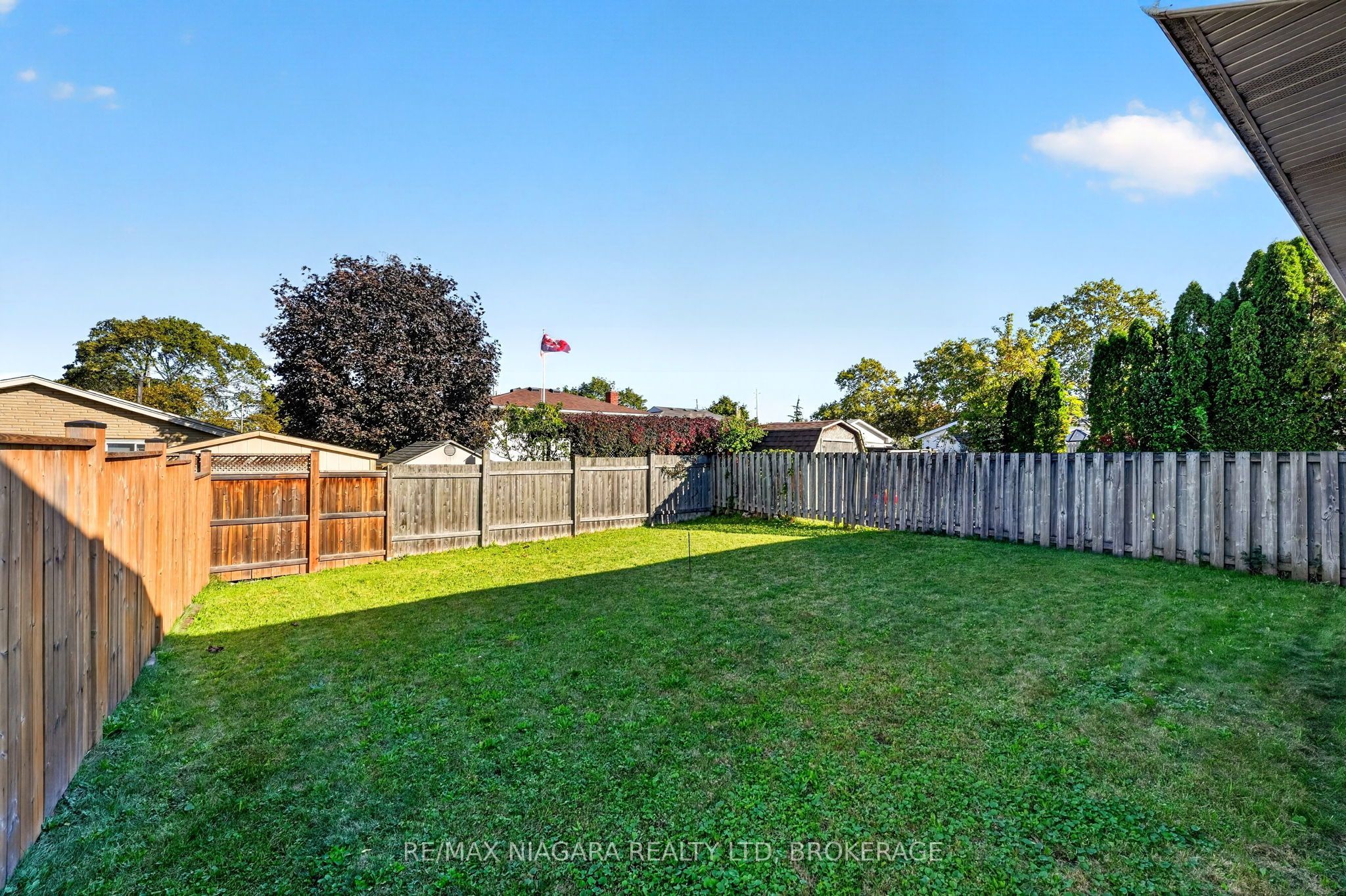 45 Green Maple Drive Property Photo 19